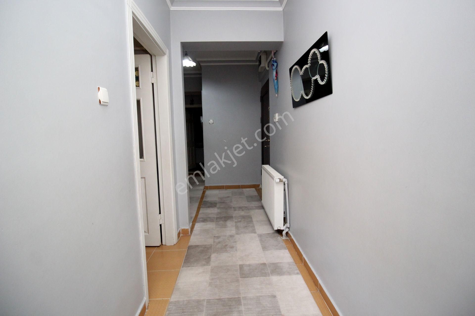 Emre Emlak'tan Piyade'de Gimsa Yakını Full Eşyalı Ön Cephe Satılık 2+1 Daire - Görsel 24