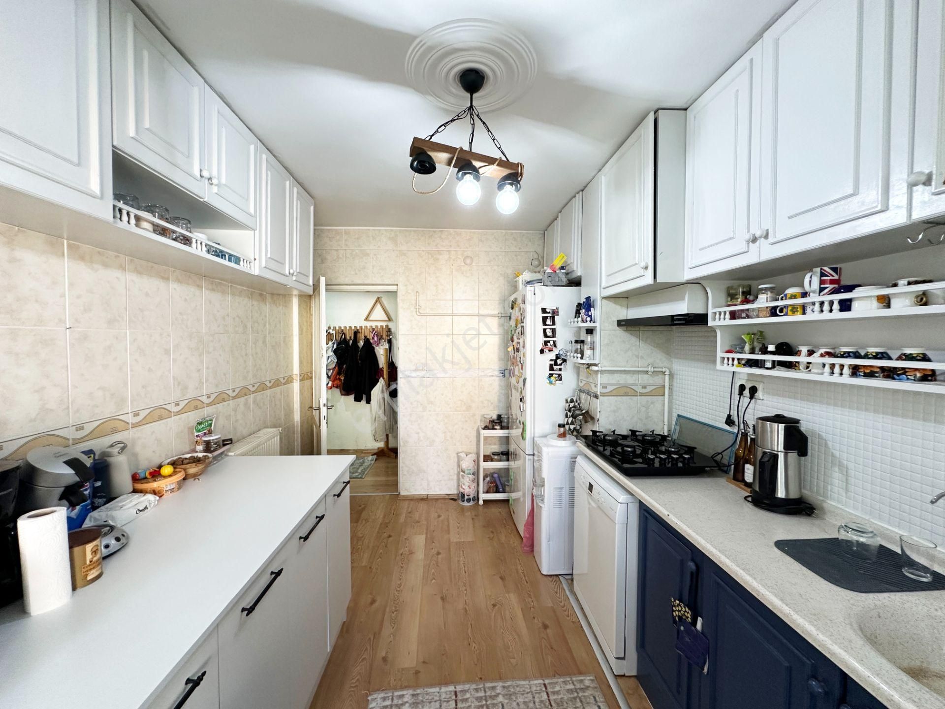 Açık Hava Tiyatrosu Üstünde Doğa İle İç İçe 3+1 Arakat Daire - Görsel 5