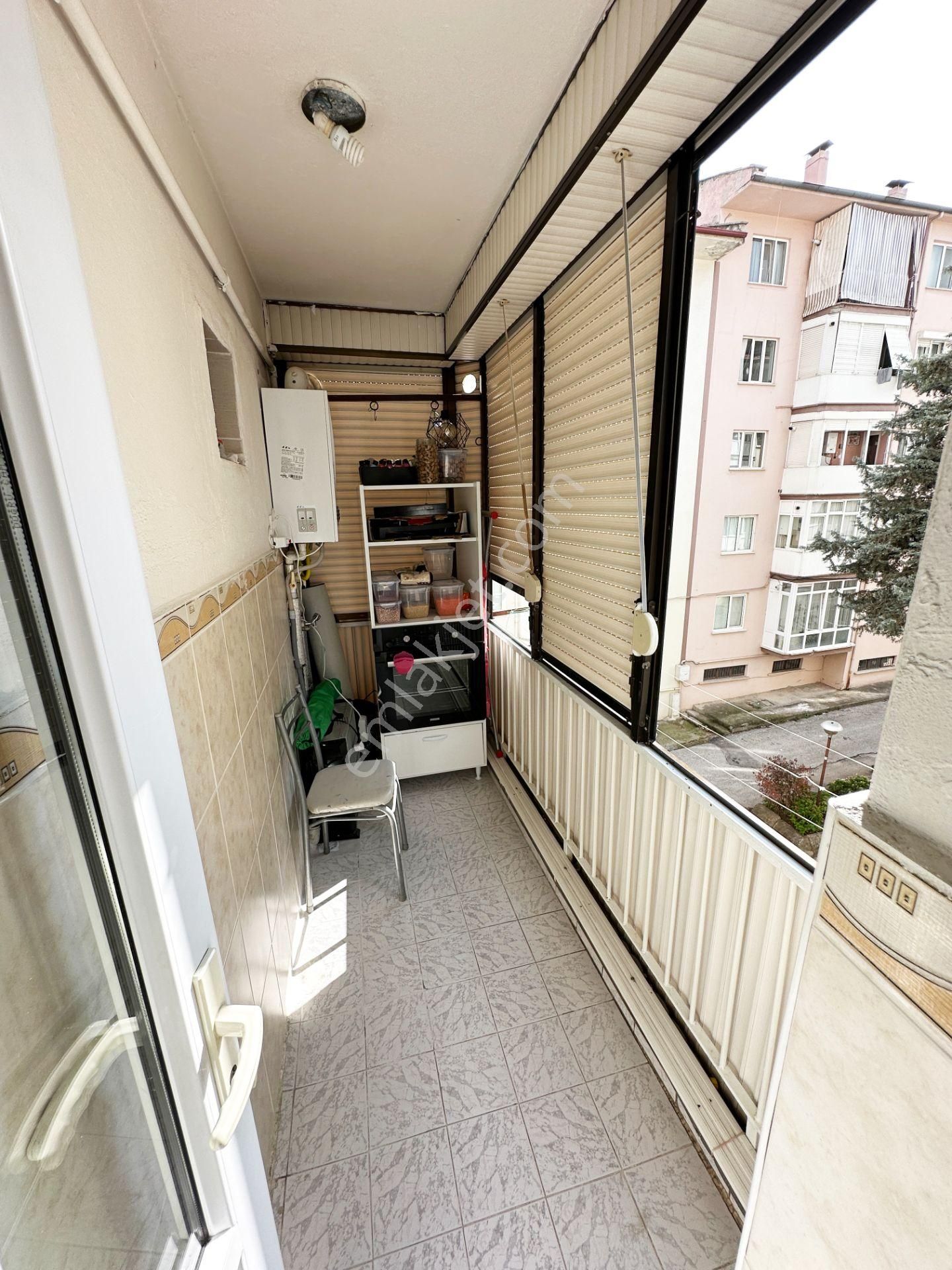 Açık Hava Tiyatrosu Üstünde Doğa İle İç İçe 3+1 Arakat Daire - Görsel 24