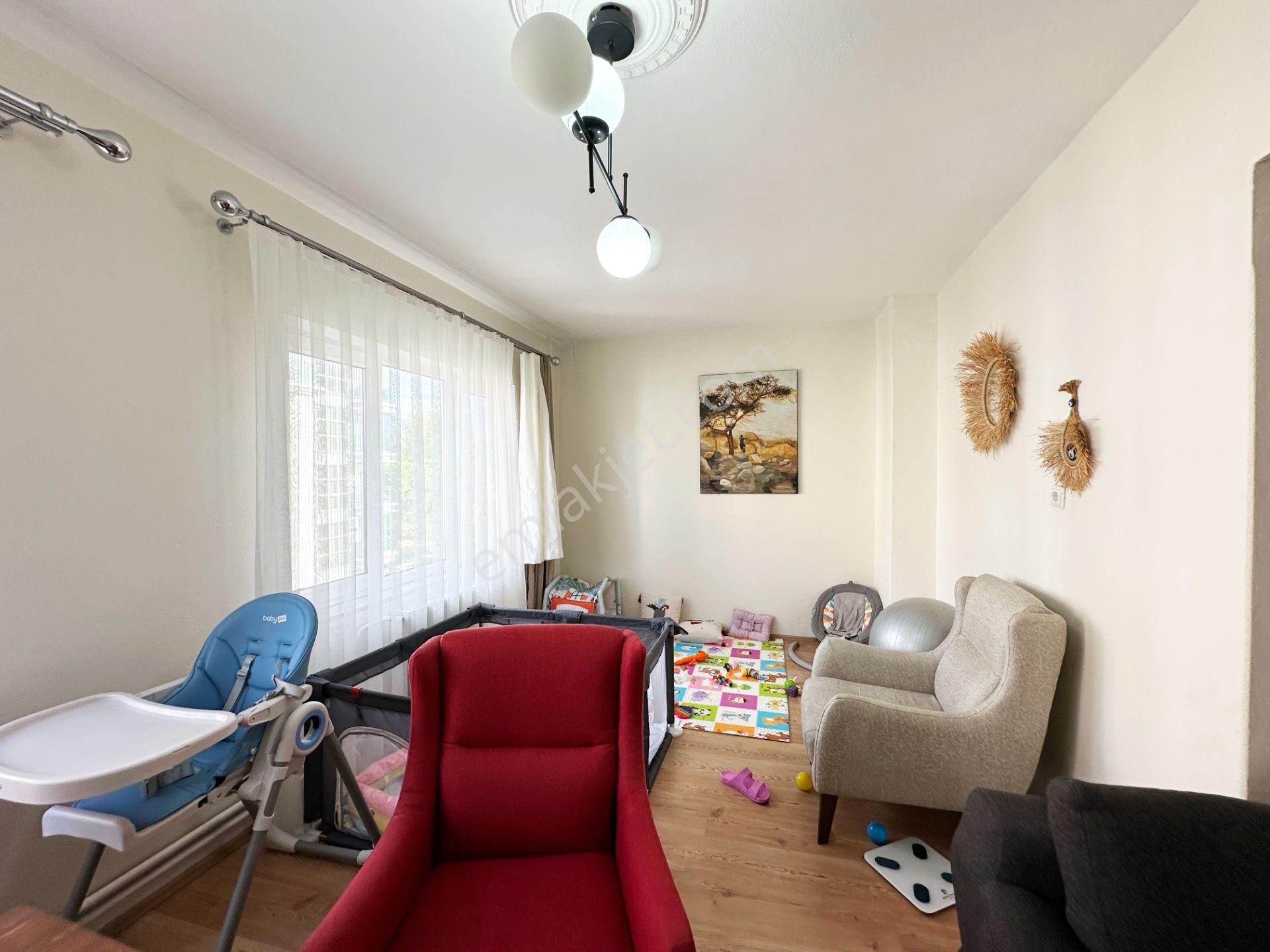 Açık Hava Tiyatrosu Üstünde Doğa İle İç İçe 3+1 Arakat Daire - Görsel 15