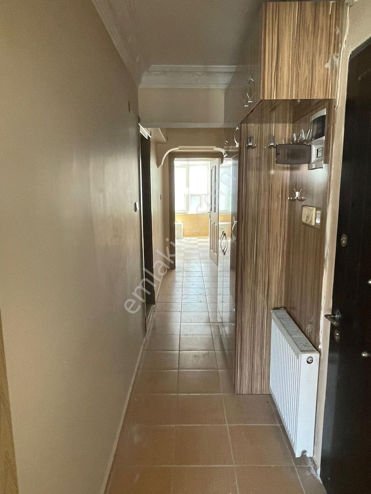 Ordu Caddesi Yanı Otoparklı Geniş 3+1 Ara Kat Kiralık Daire - Görsel 25