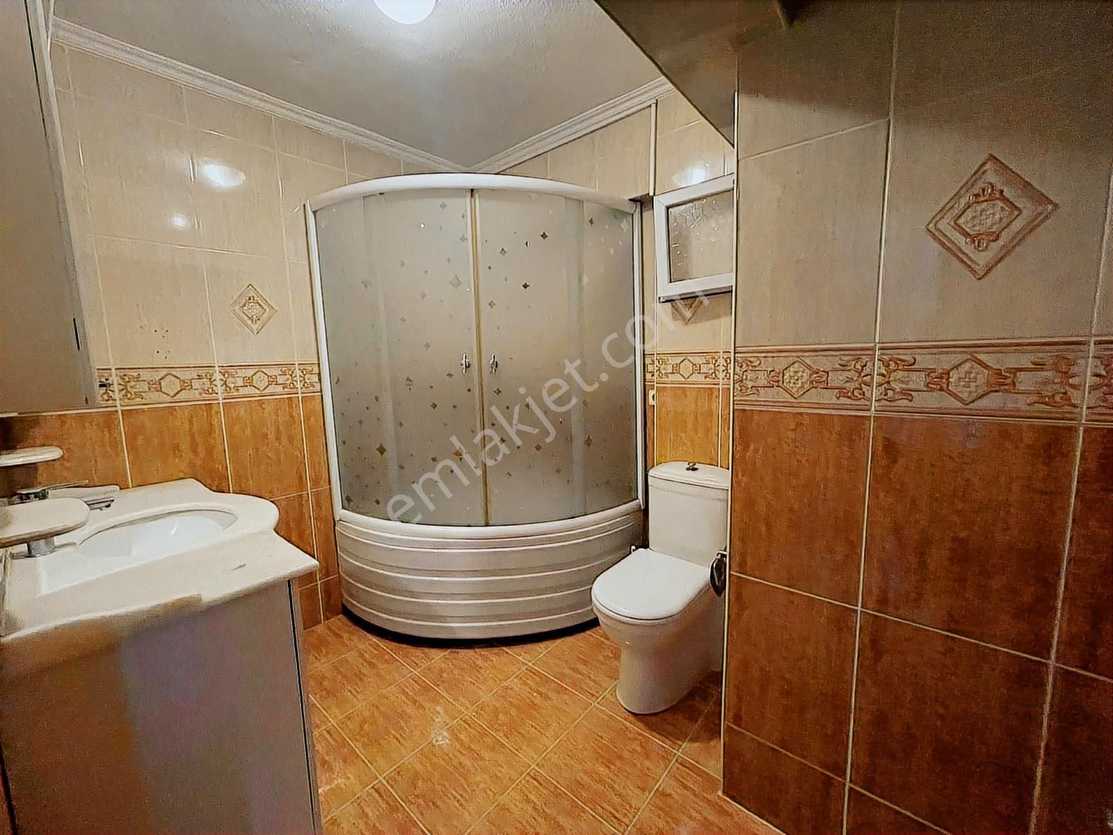 Ordu Caddesi Yanı Otoparklı Geniş 3+1 Ara Kat Kiralık Daire - Görsel 9