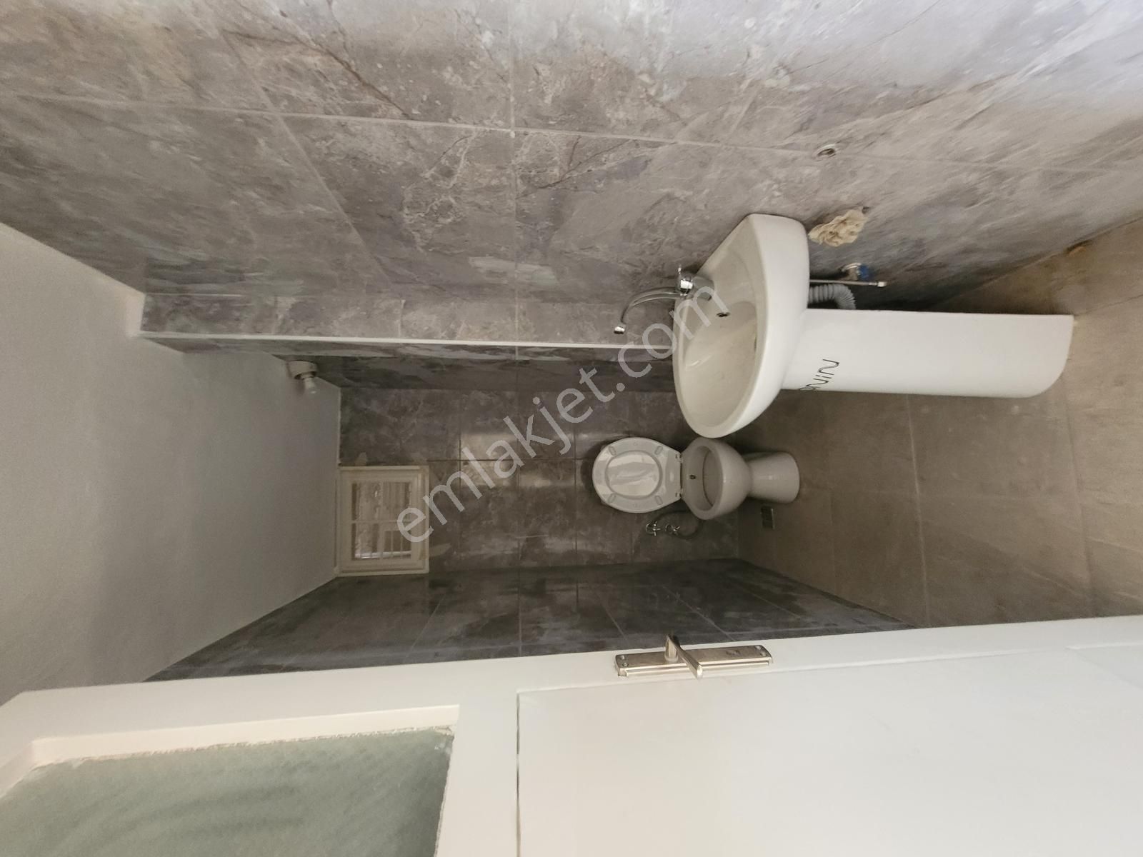 Özgürlük'te Kiralık 3+1 125 M2 3.kat İçi Yapılı Daire - Görsel 6