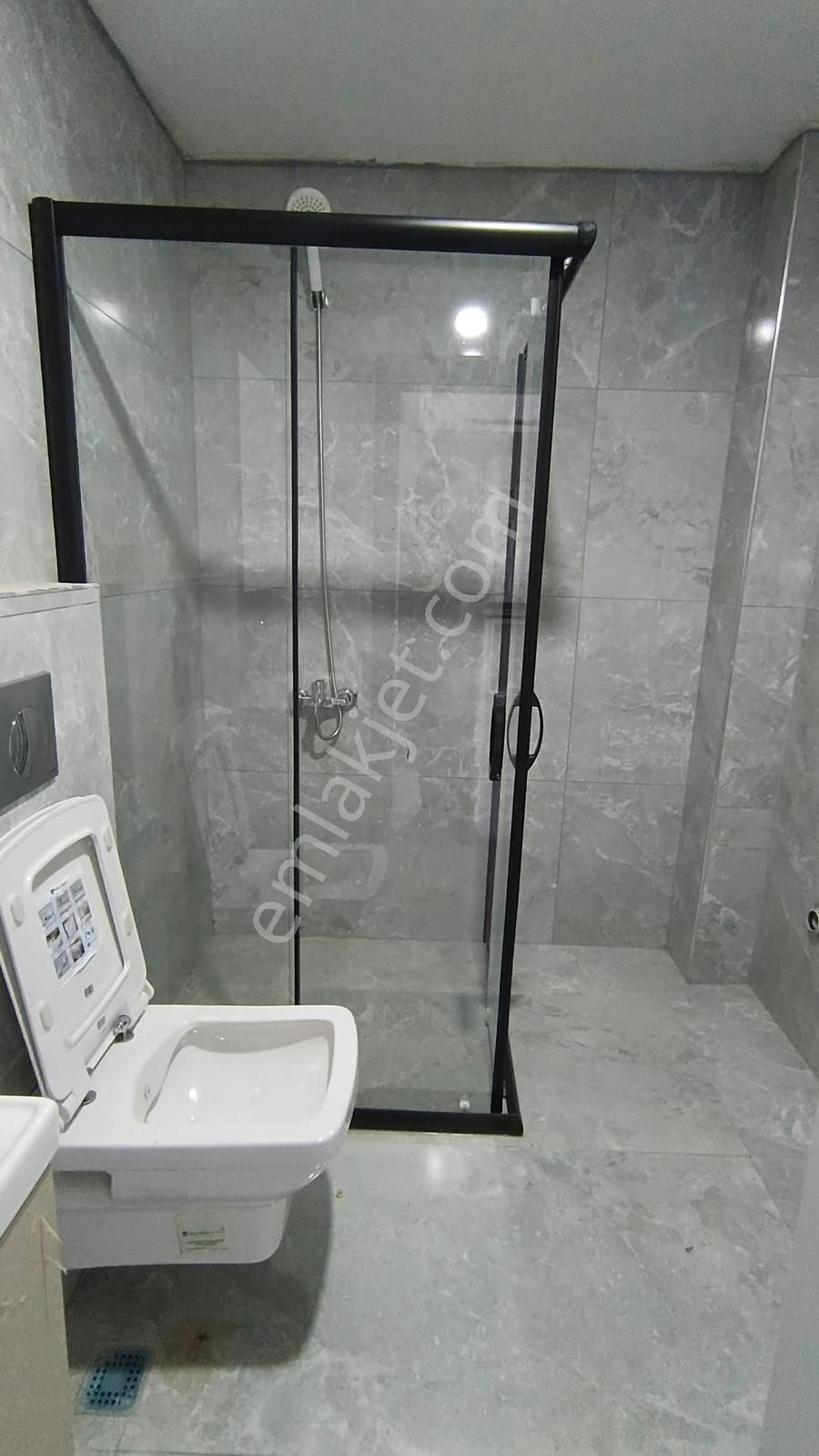 Karşıyaka'da Satılık Daire 1+1 Sıfır Daire - Görsel 25