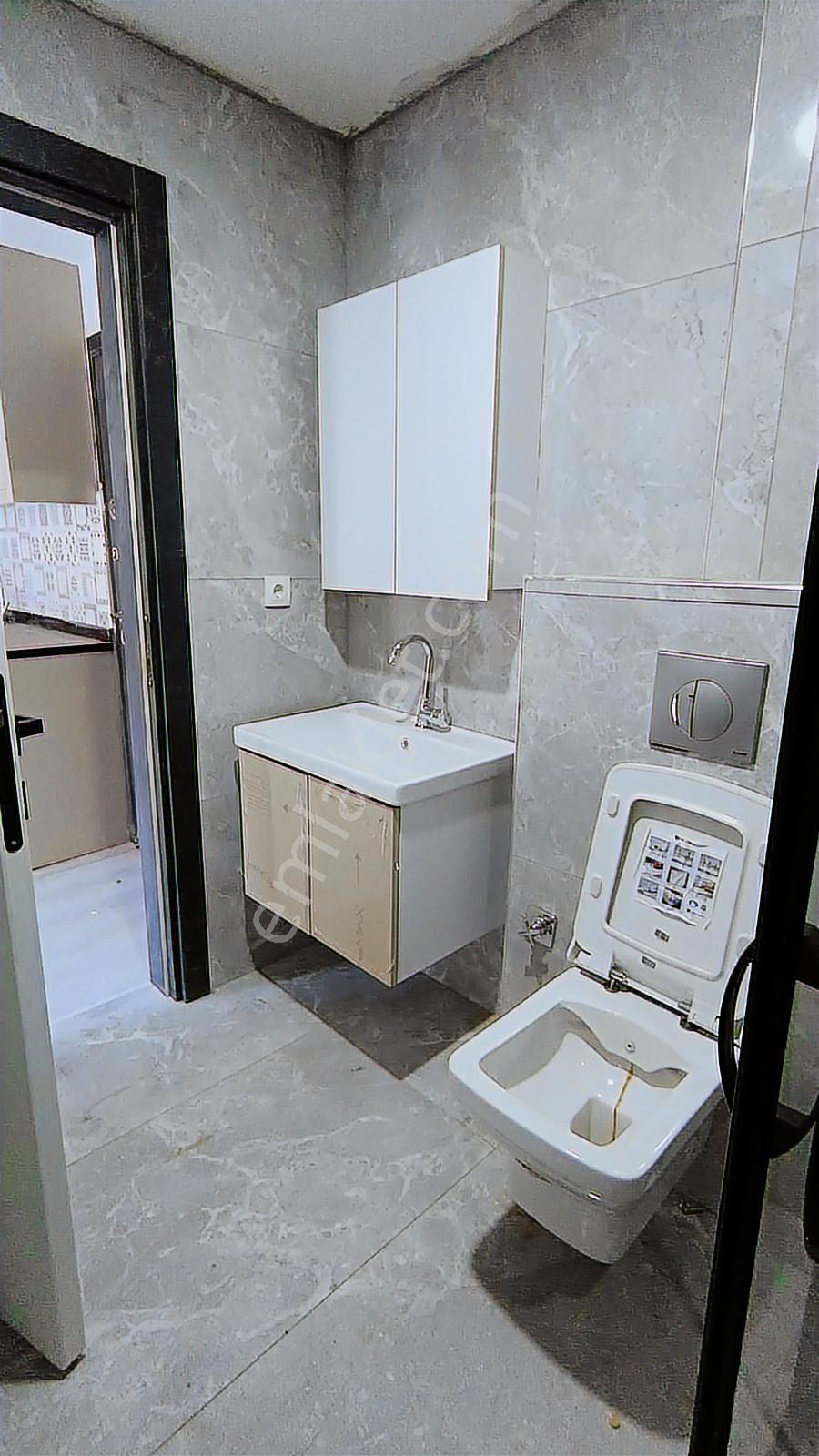 Karşıyaka'da Satılık Daire 1+1 Sıfır Daire - Görsel 26