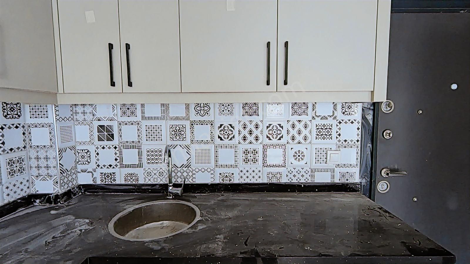 Karşıyaka'da Satılık Daire 1+1 Sıfır Daire - Görsel 35