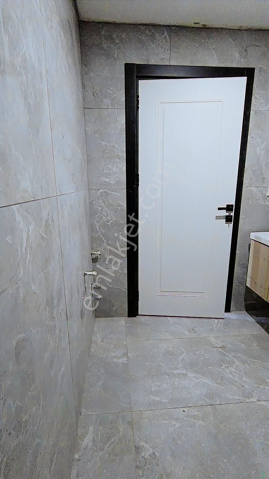 Karşıyaka'da Satılık Daire 1+1 Sıfır Daire - Görsel 23