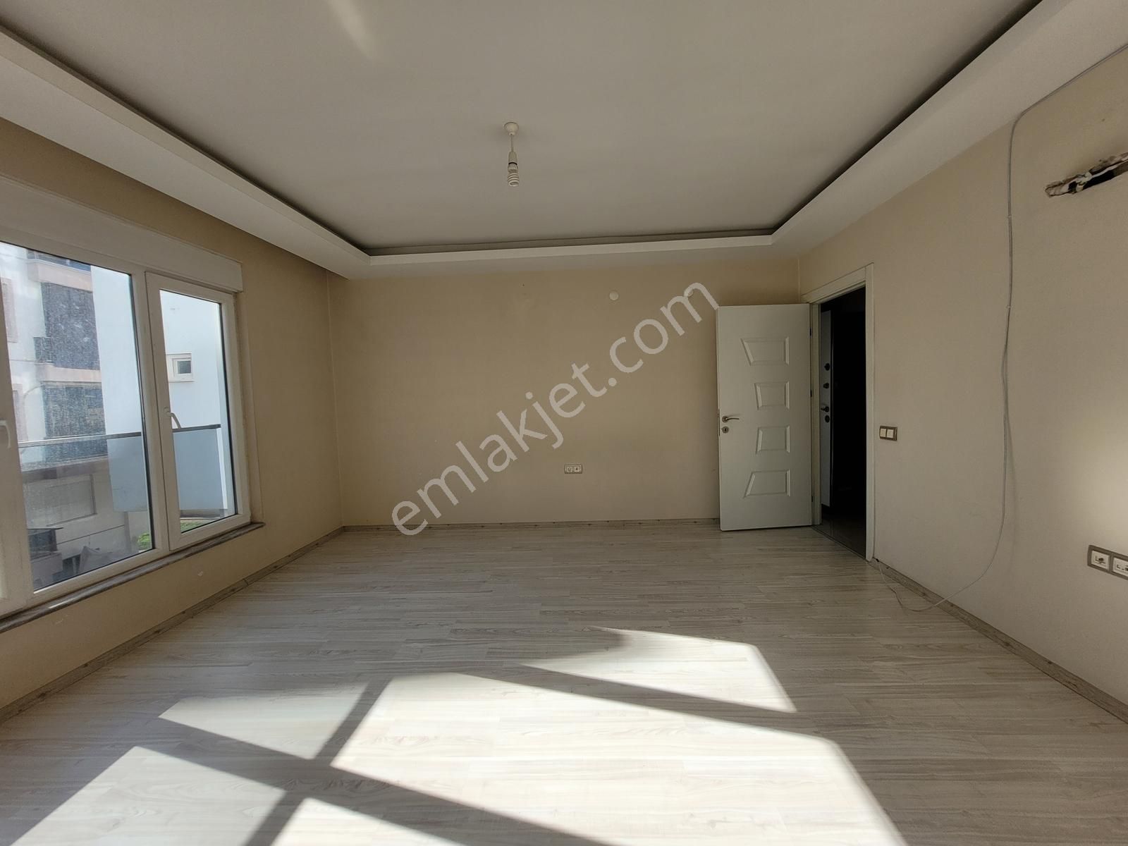 Göçerler'de Kiralık 2+1 Katta Asansörlü Site İçi Geniş Daire - Görsel 24