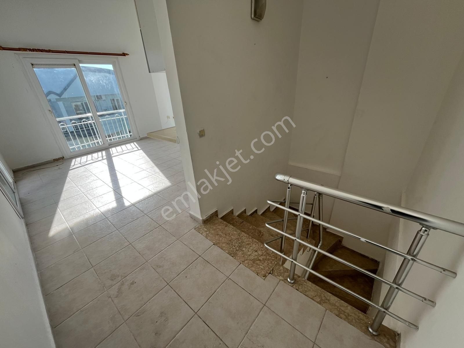 Didim Efelerde Kiralık Havuzlu 2+1 Dublex Daire - Görsel 17