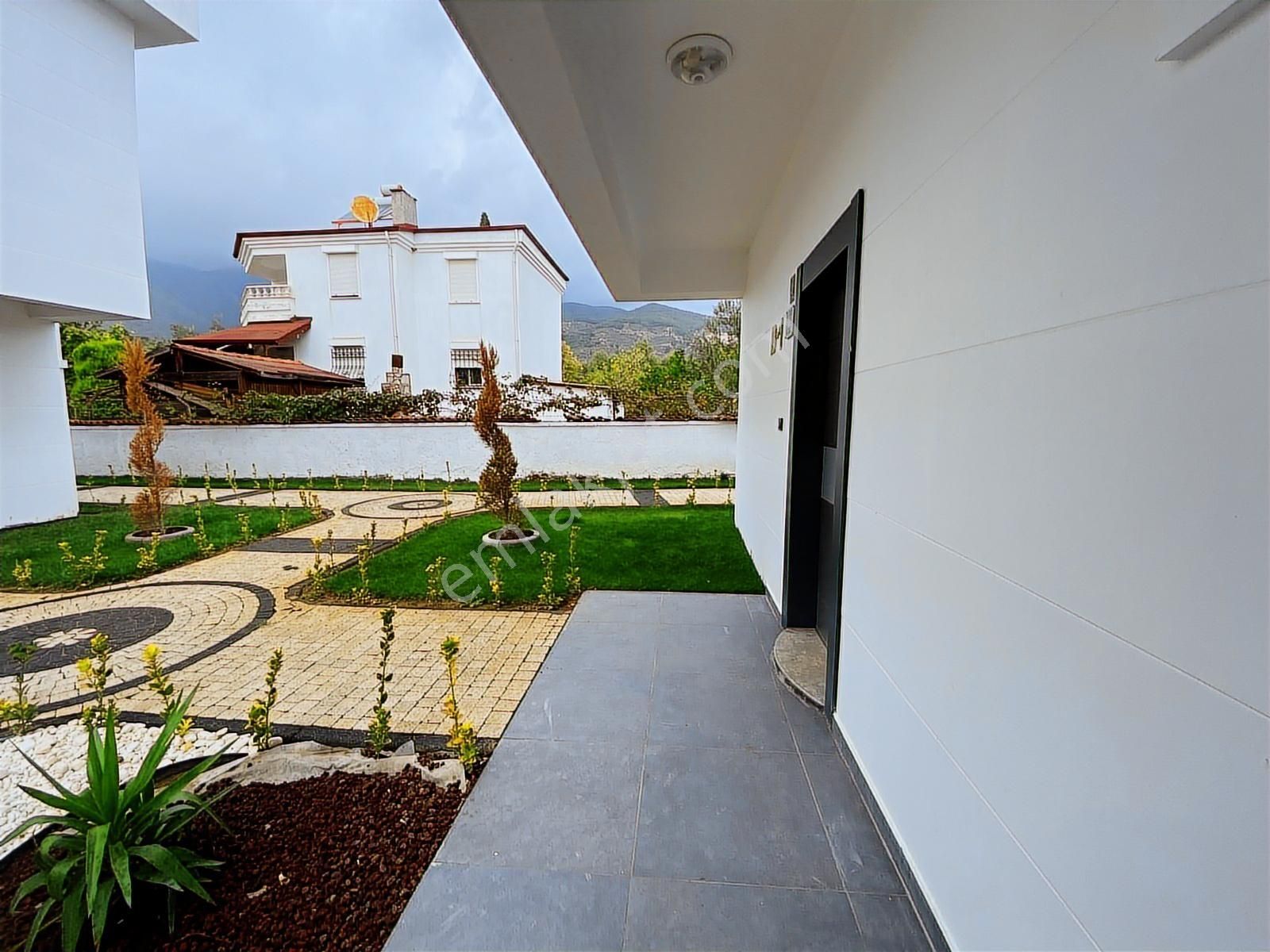Eu Gayrmenkulden Yeşilliklerin İçinde Doğa Manzaralı 5+1 Villa - Görsel 12