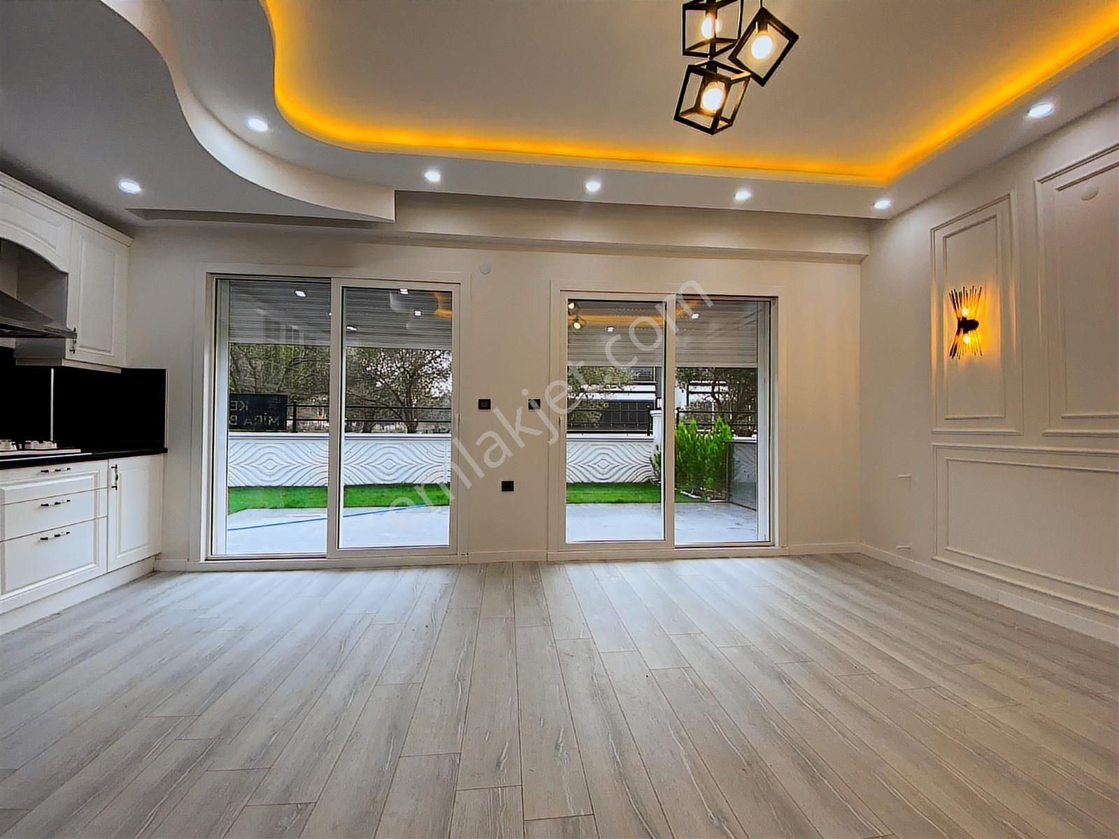 Eu Gayrmenkulden Yeşilliklerin İçinde Doğa Manzaralı 5+1 Villa - Görsel 18