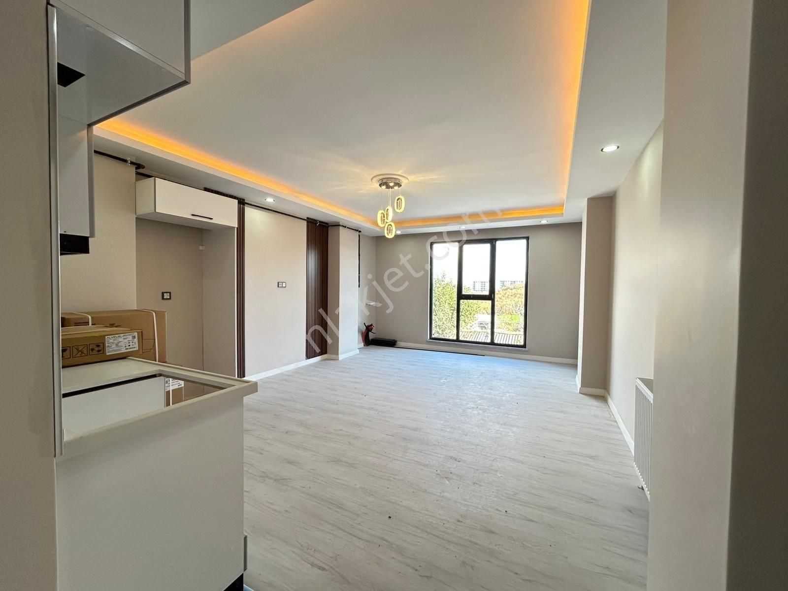 Arakat 1+1 Sıfır Lüks Daire Geniş Metraj, Modern Tasarım! - Görsel 2