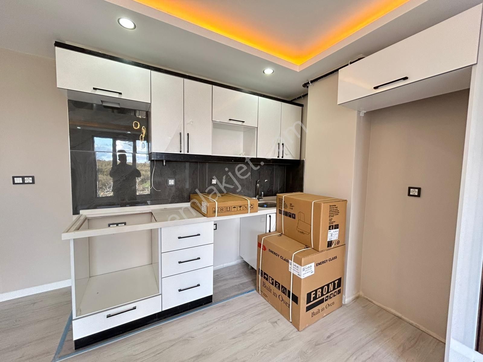 Arakat 1+1 Sıfır Lüks Daire Geniş Metraj, Modern Tasarım! - Görsel 9