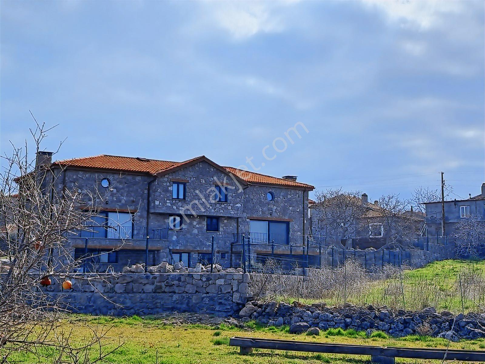 Korubaşı Köyünde 720 Metrekare 40/80 Köy İmarına Sahip Arsa - Görsel 9