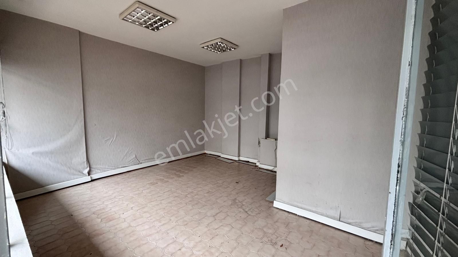 Barış Mahallesi Fsm Metroya 150 Metre Mesafede İş Yeri - Görsel 4