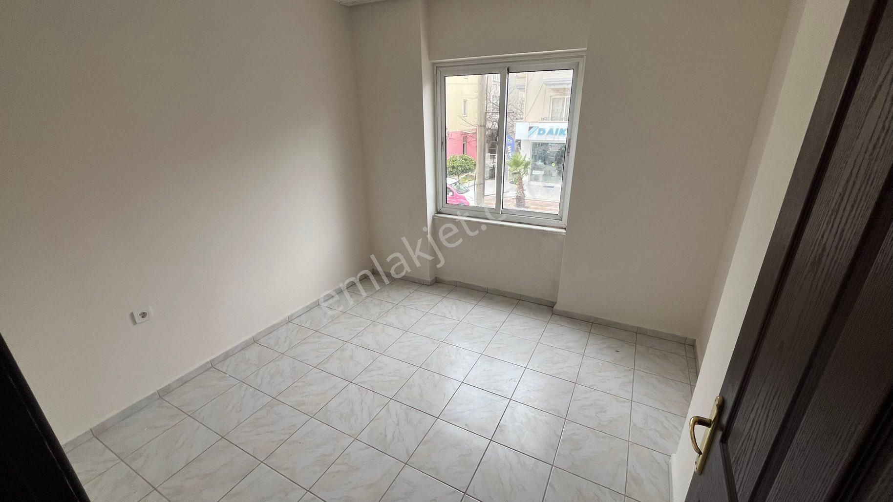 Kemeraltı 2+1 Açık Mutfak Daire - Görsel 5