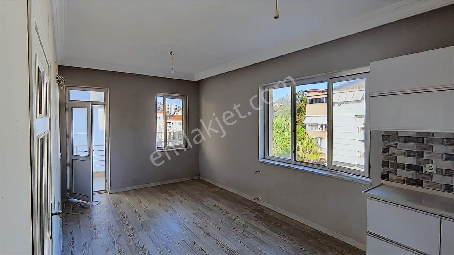 Uluç Mh Kiralık 2+1 Daire (sporland Karşısı)