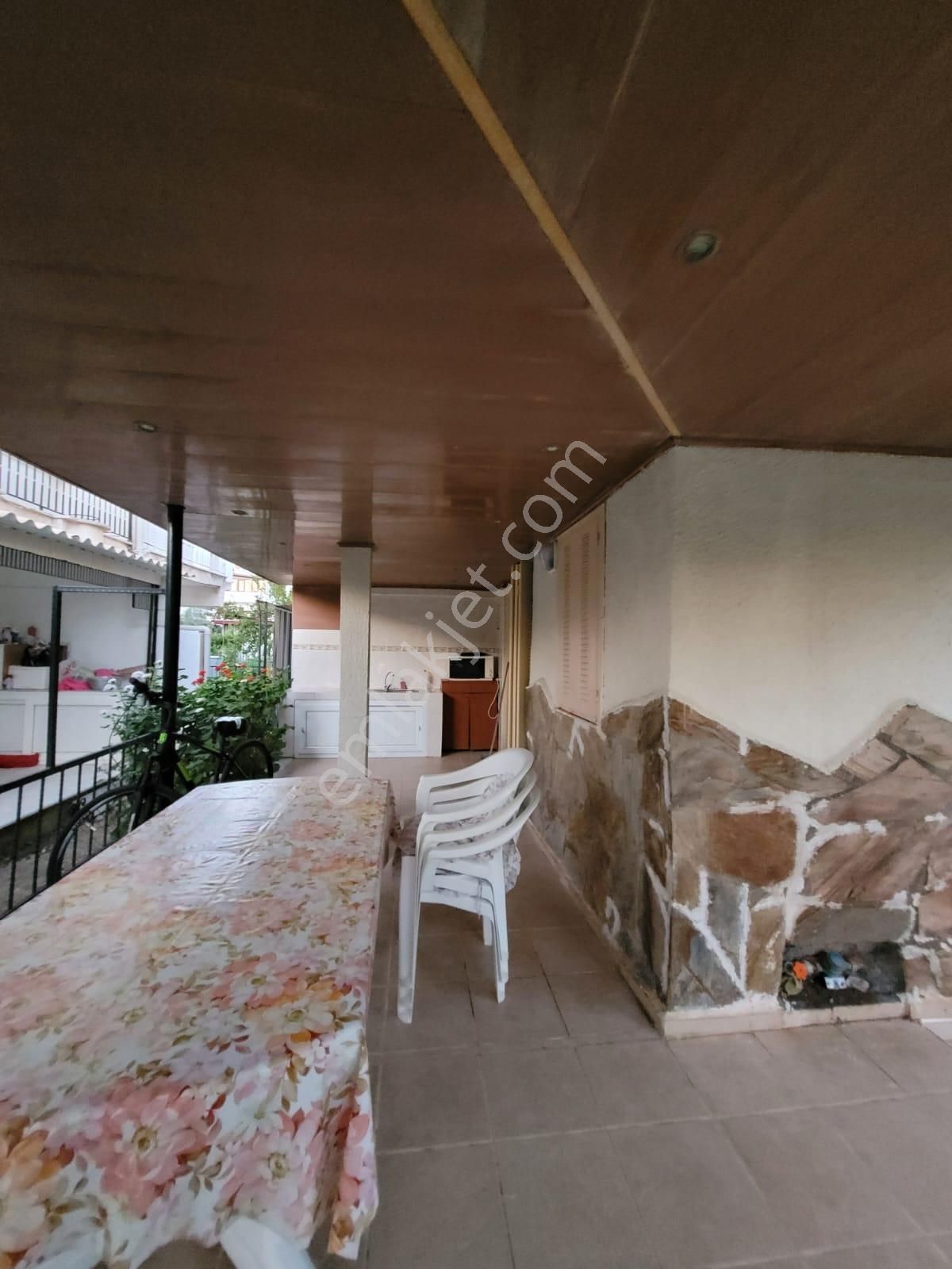 Kuşadası Güzelçamlı"da Denize Yürüme Mesafesinde 3+1 Satılık Tripleks Villa - Görsel 14