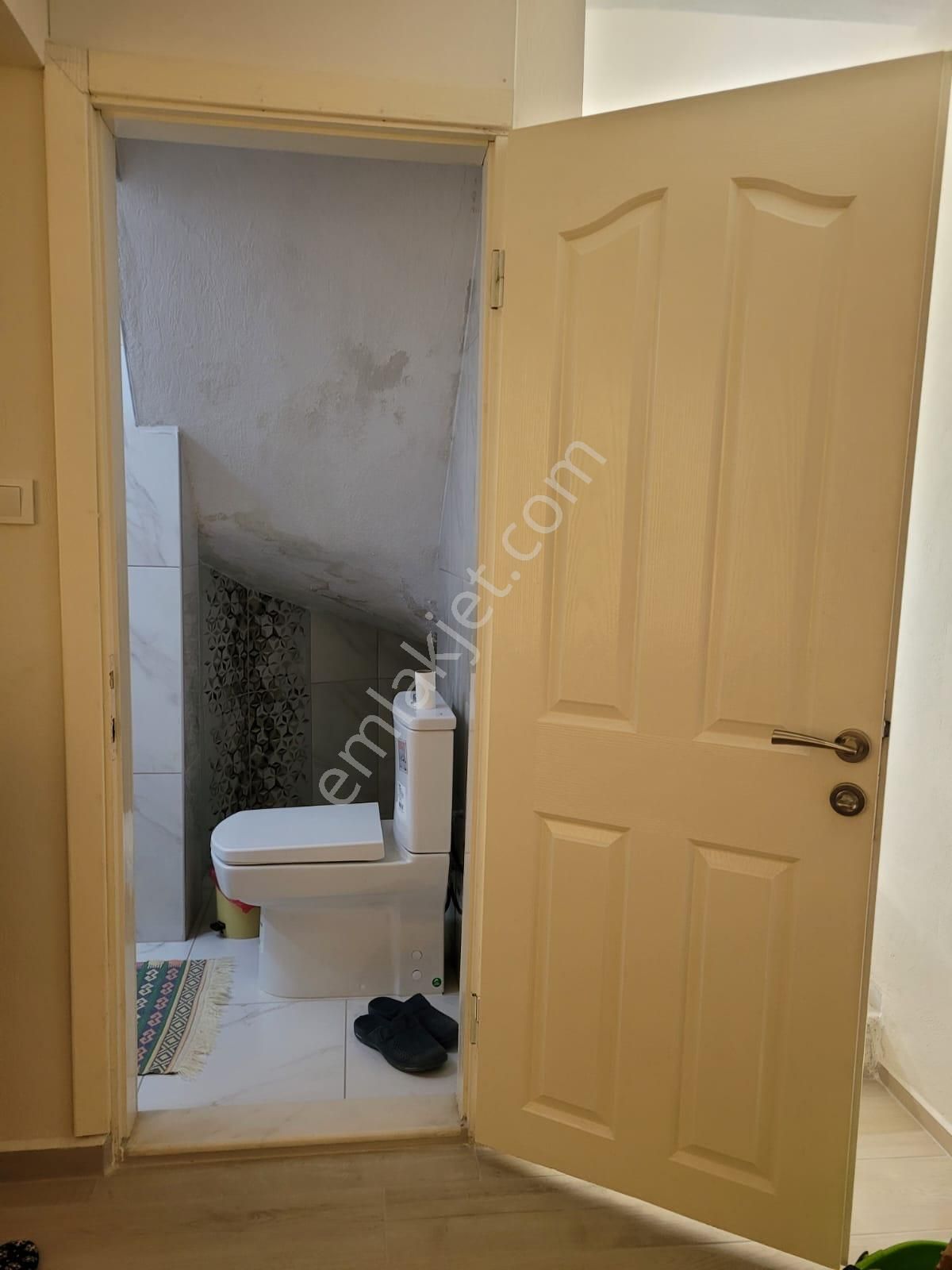 Kuşadası Güzelçamlı"da Denize Yürüme Mesafesinde 3+1 Satılık Tripleks Villa - Görsel 24