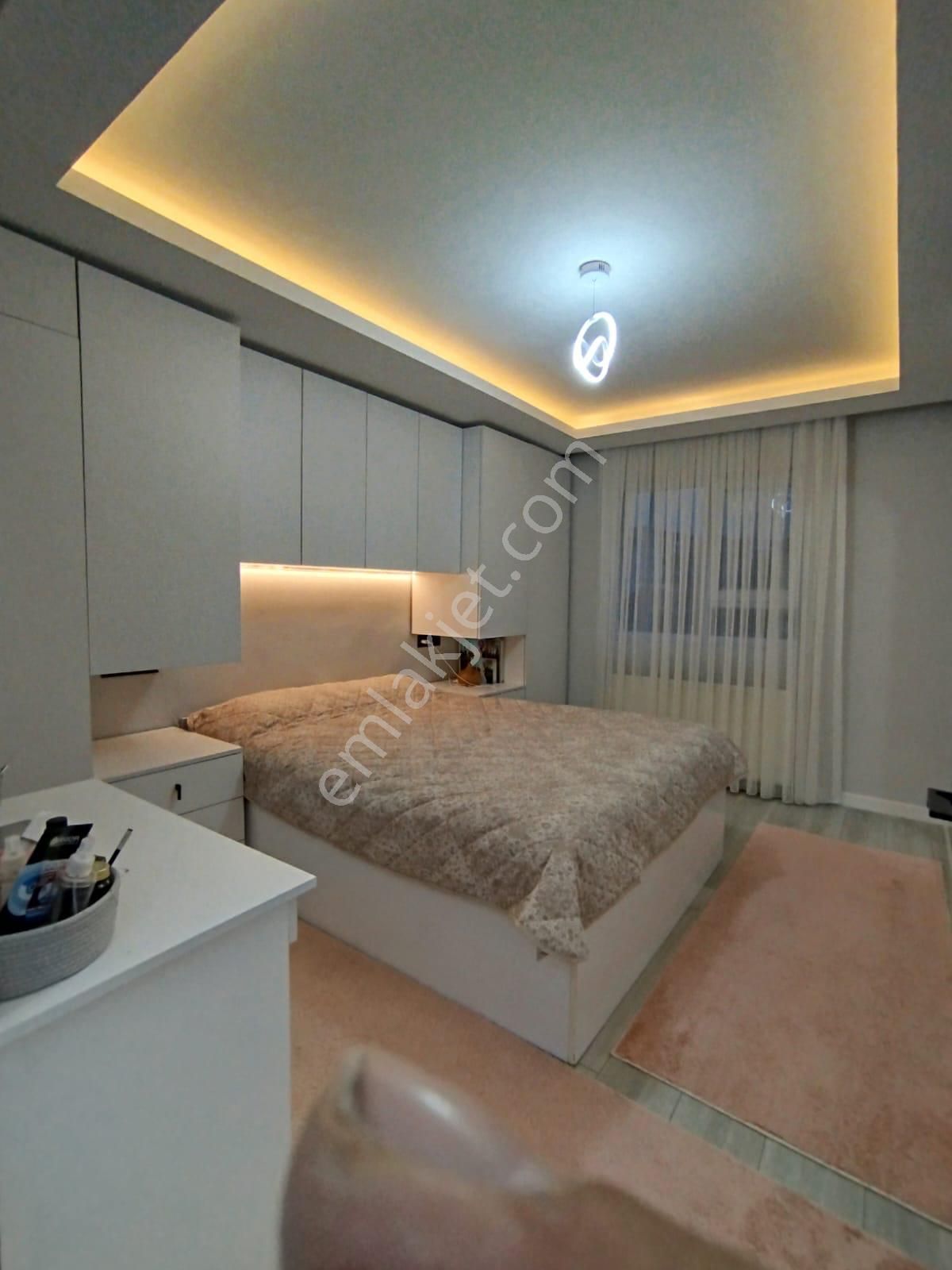 Krc'den Nato Yolu Caddesine 5 Dk Mesafede İçi Full Lüks Yapılı 3+1 Satılık Daire - Görsel 12