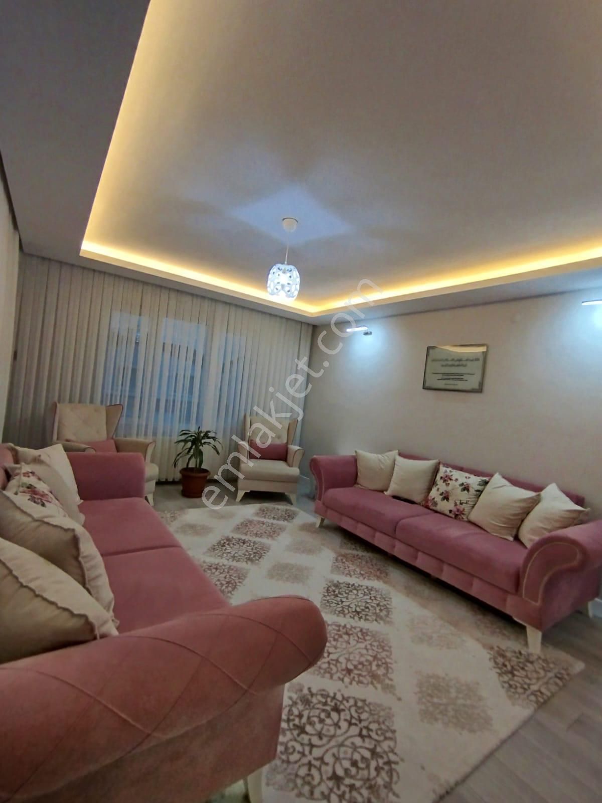 Krc'den Nato Yolu Caddesine 5 Dk Mesafede İçi Full Lüks Yapılı 3+1 Satılık Daire - Görsel 6