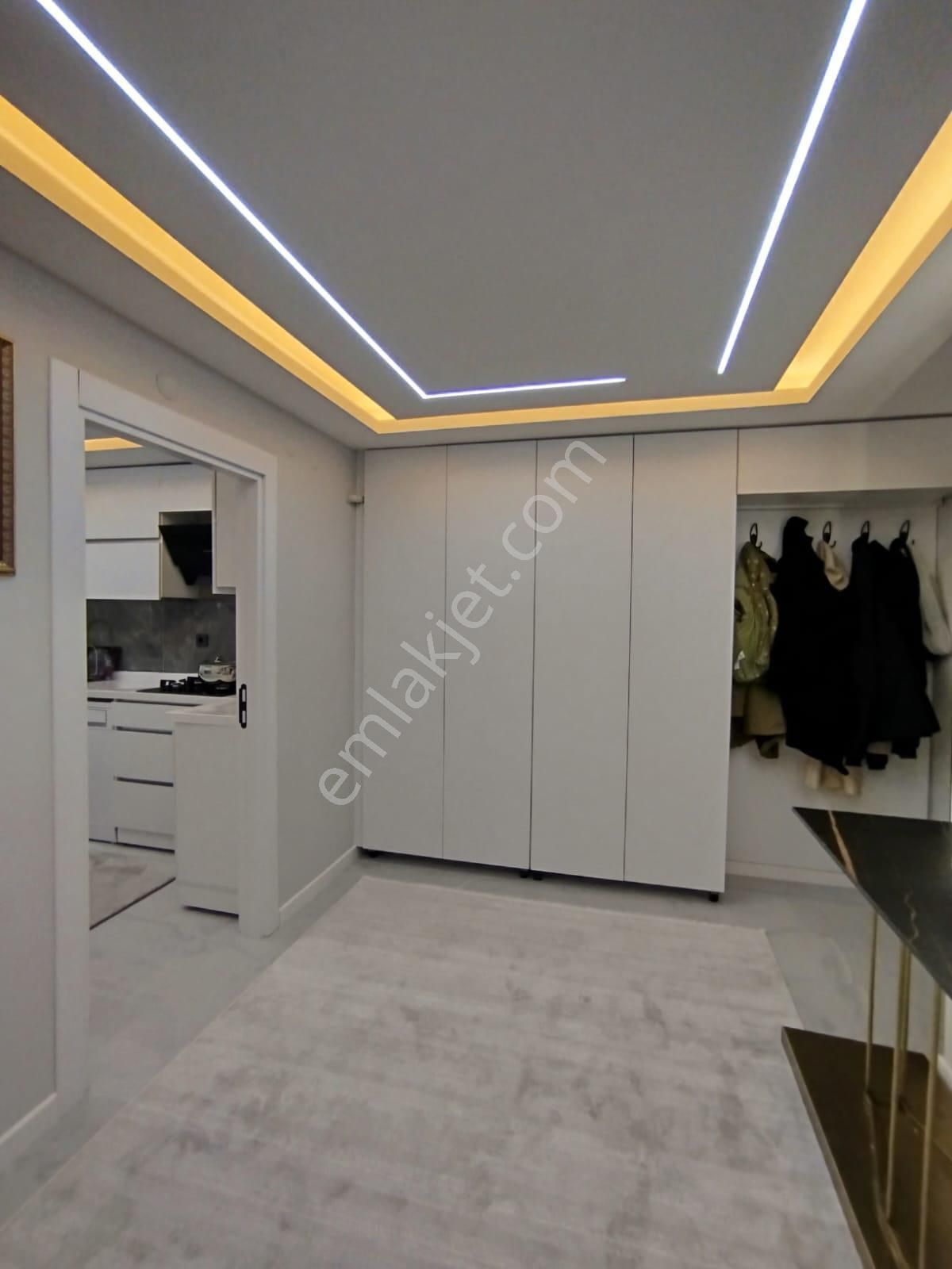 Krc'den Nato Yolu Caddesine 5 Dk Mesafede İçi Full Lüks Yapılı 3+1 Satılık Daire - Görsel 15