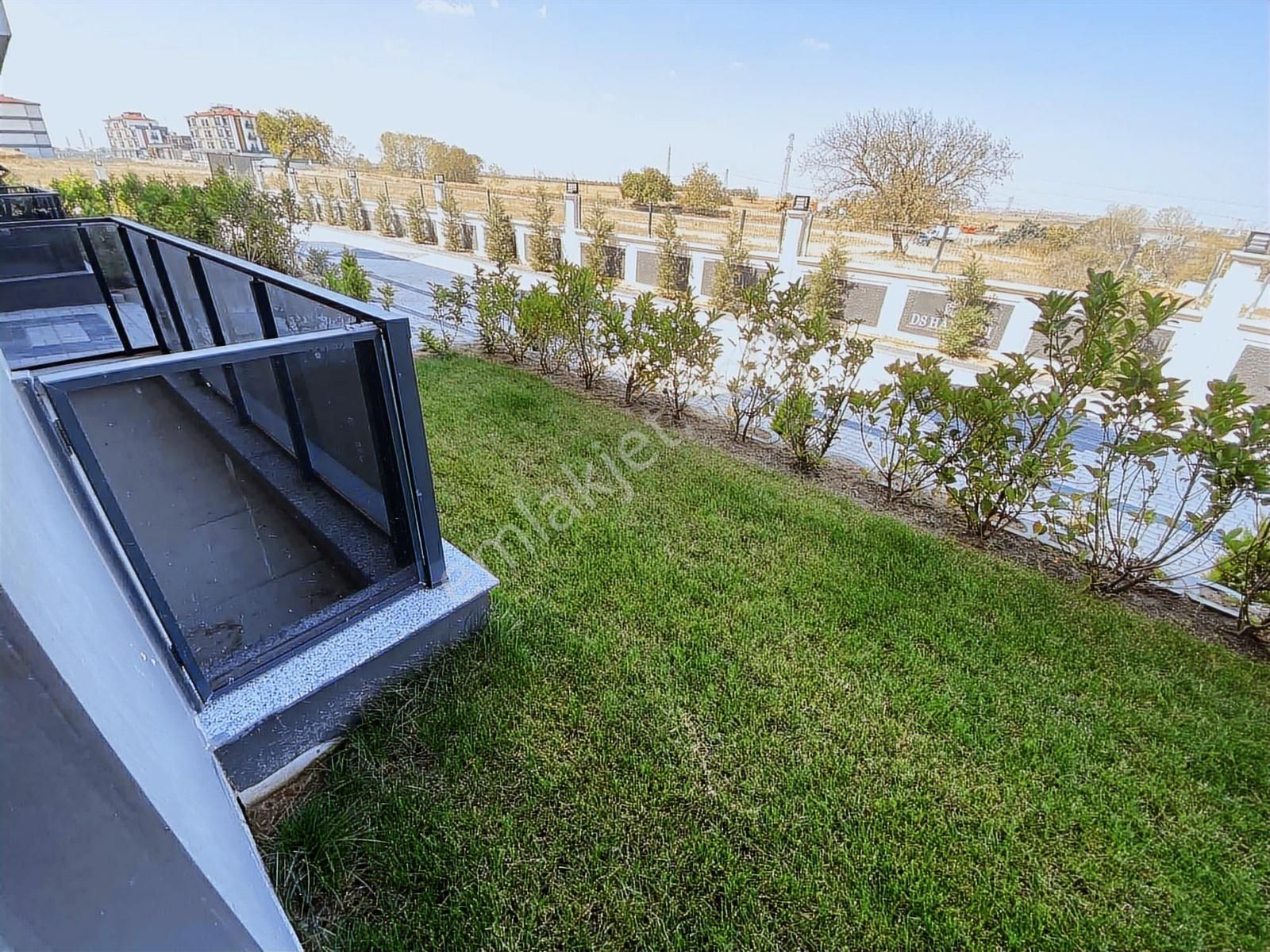 Çorlu Emlak Konutlarında Satılık Lüks 1+1 Bahçe Katı Daire - Görsel 11