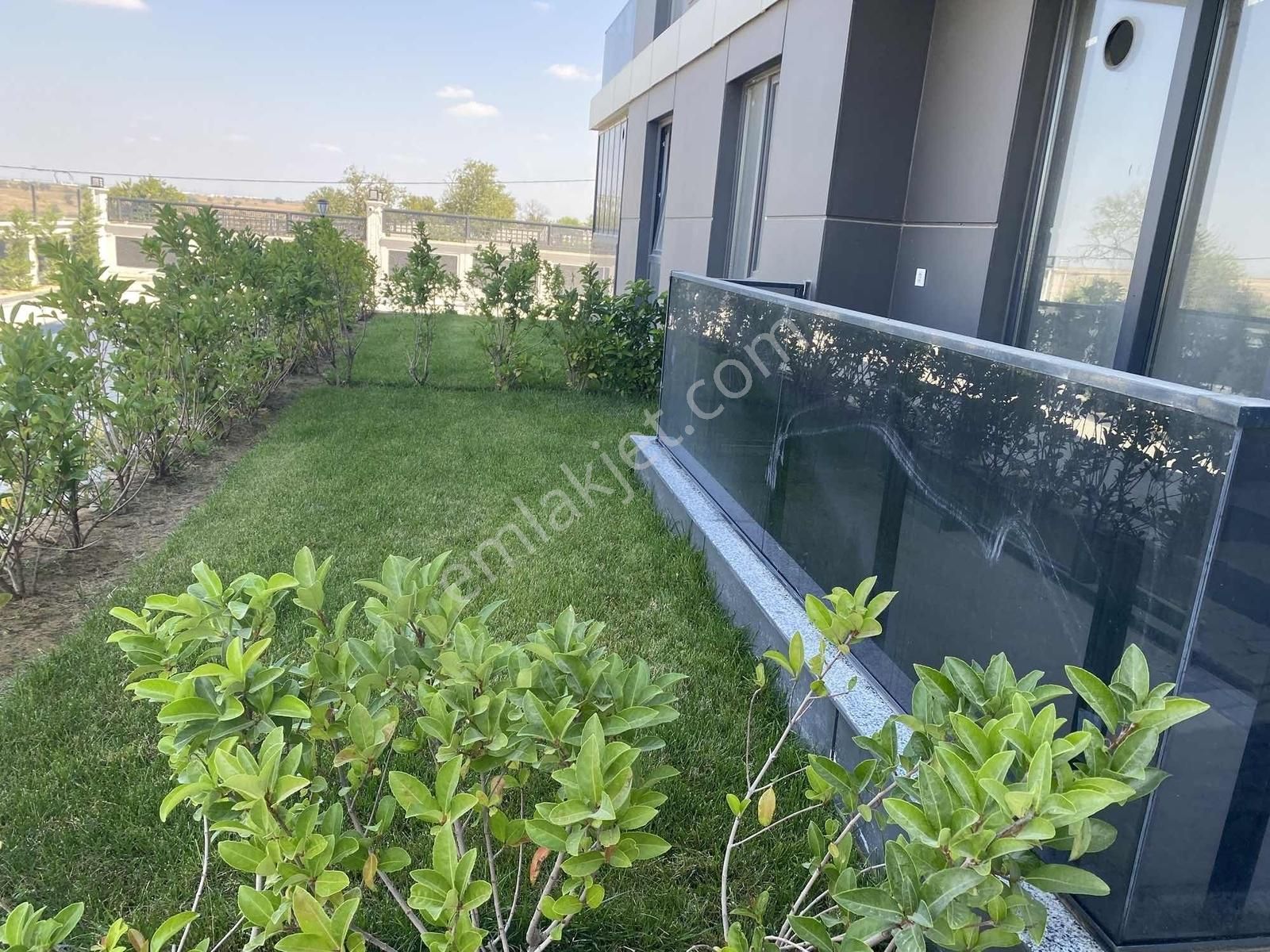 Çorlu Emlak Konutlarında Satılık Lüks 1+1 Bahçe Katı Daire - Görsel 15