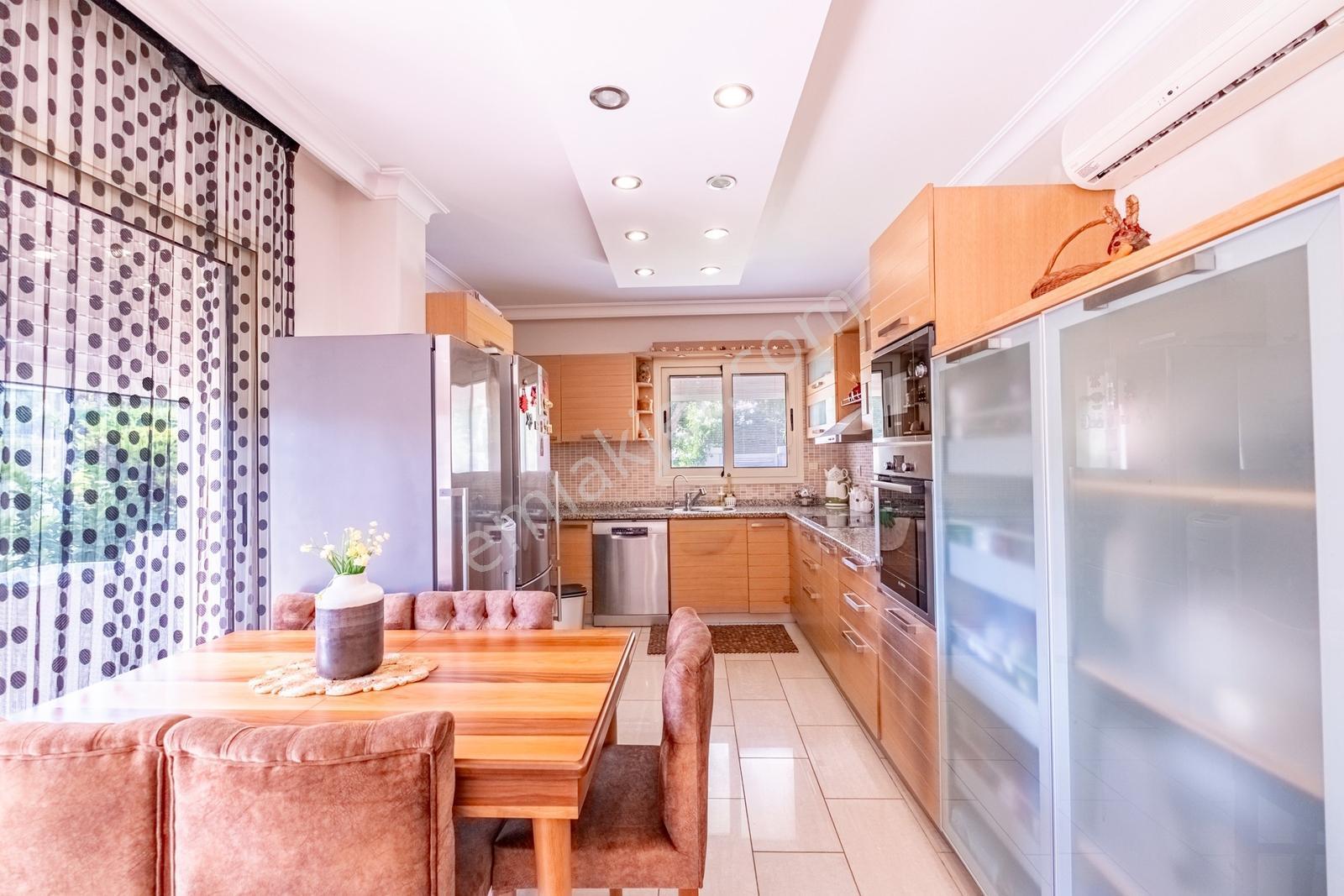 Çeşme Alaçatı Çamlıkyol - Muhteşem Konumda Satılık Lüks Villa - Görsel 14