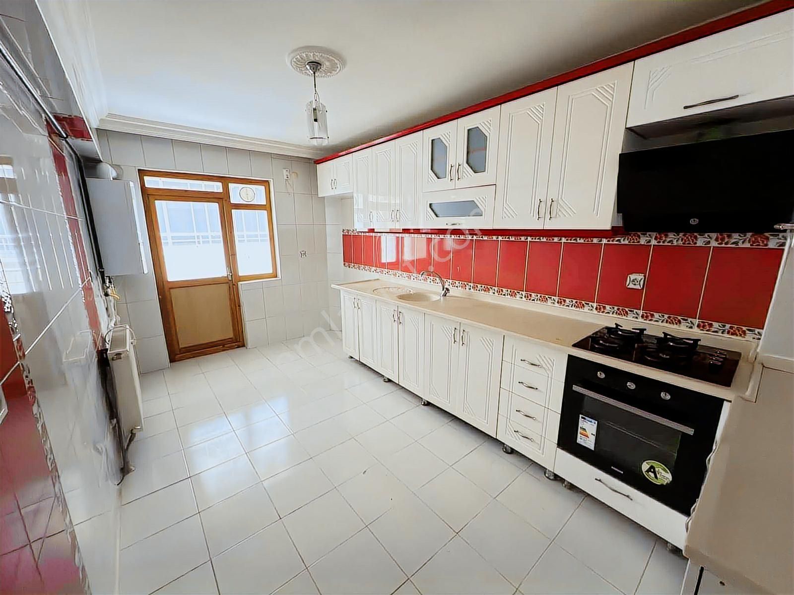 Eviva'dan Elvan Mah. Emirler Yht Garı Yakını Kiralık 3+1 Daire - Görsel 9