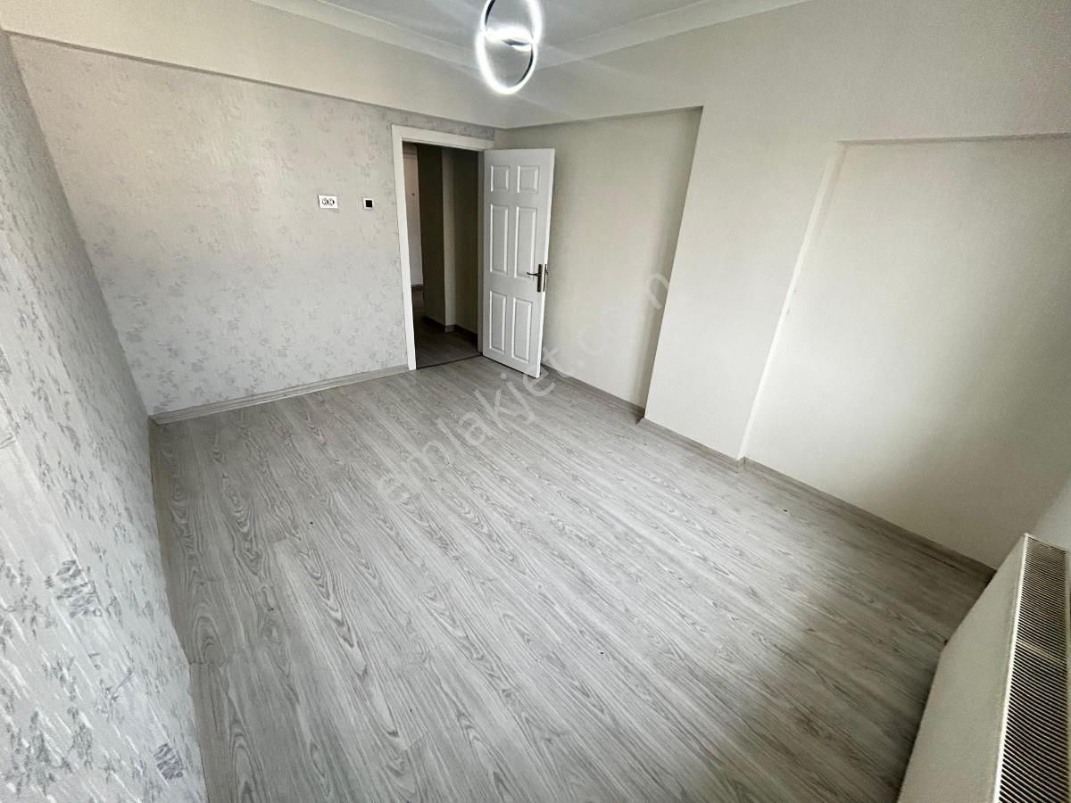 Sincan Atatürk Mah 3+1 Cadde Üzerinde Full Yapılı Kilerli Daire - Görsel 29