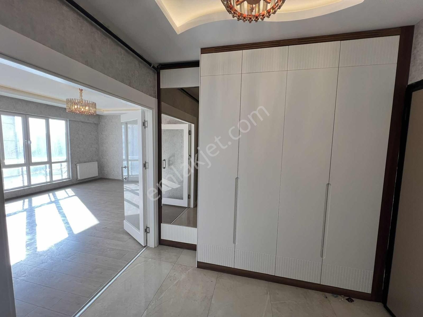 Konumdan Karataş Merkezde Ultra Lüks 3+1 Satılık Daire - Görsel 20