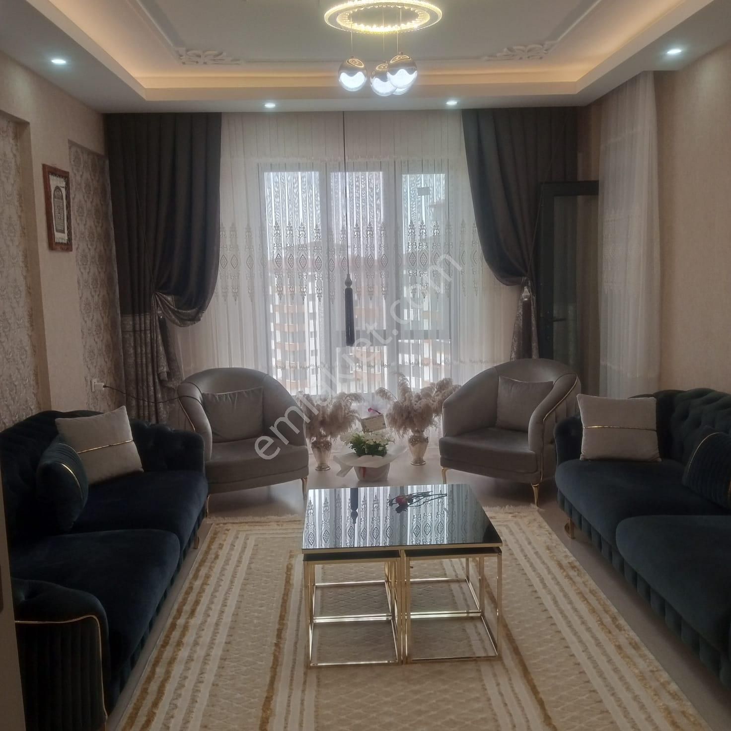 Mavi Emlak Tan Sacır (cüneyt) De Satılık 2+1 Lüks Daire 3.100.000 Tl