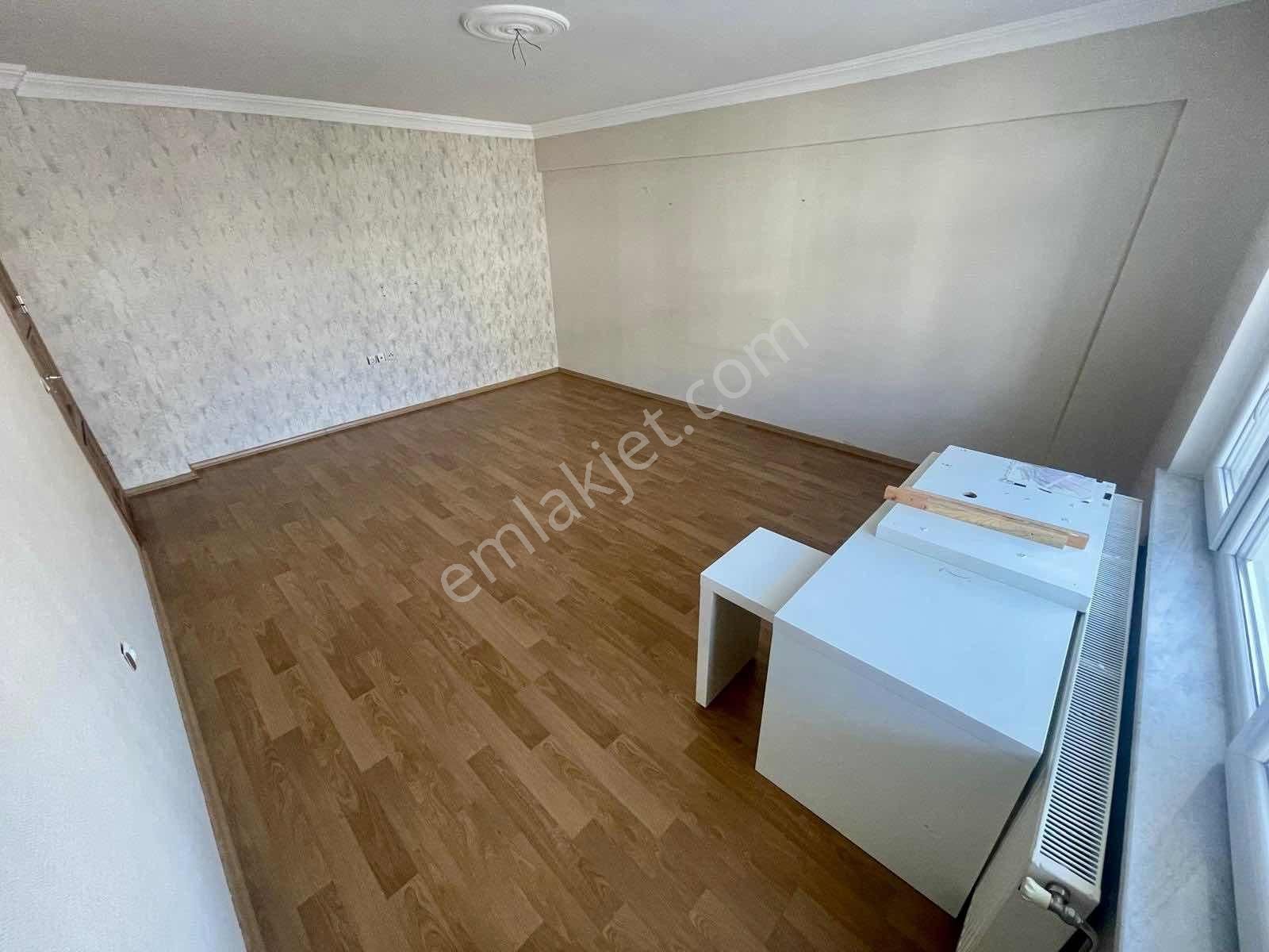 Pınarbaşı Mahallesı Ahimesut Bulvarına Yakın 3+1 Arakat Daire - Görsel 10