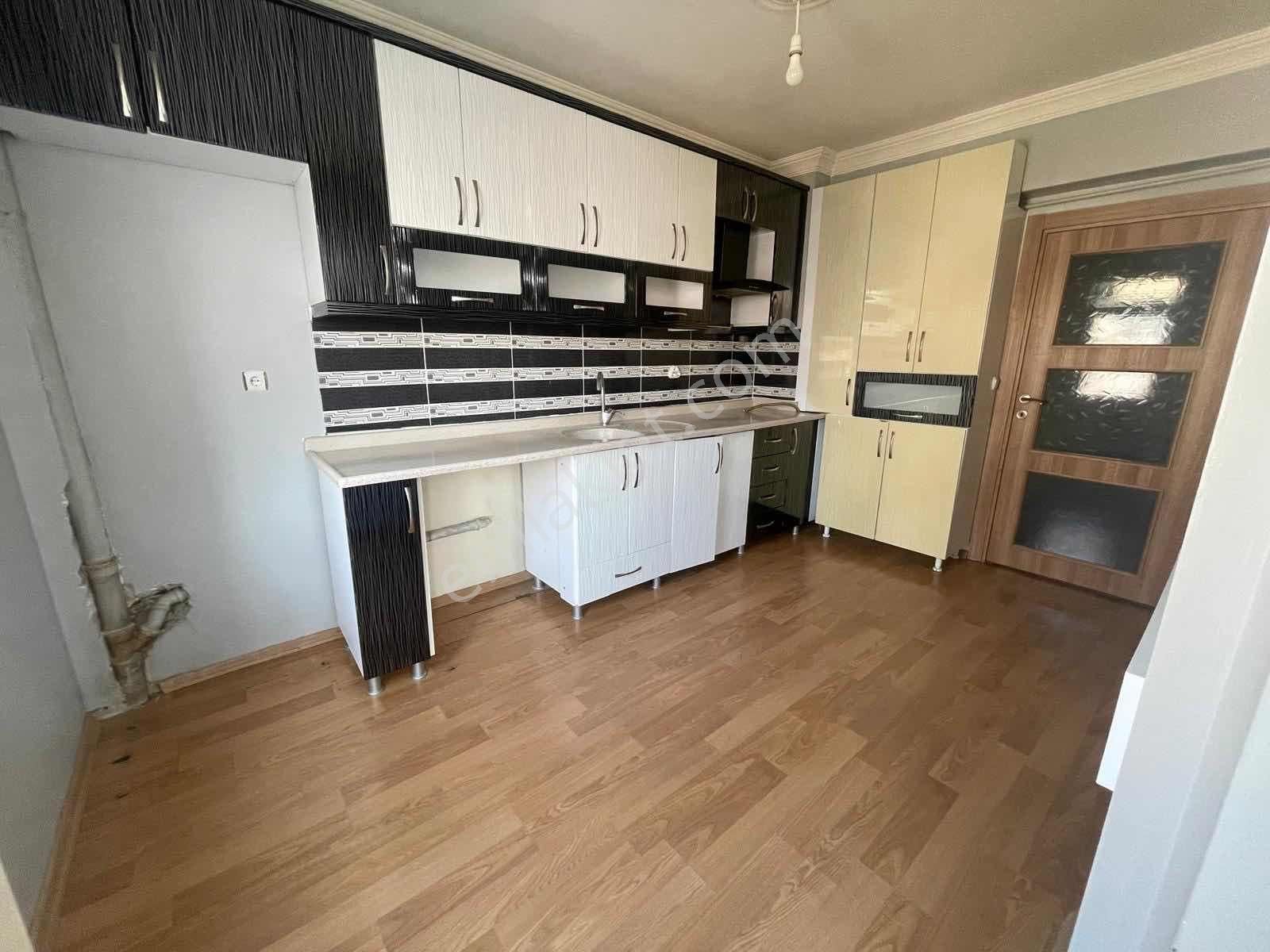 Pınarbaşı Mahallesı Ahimesut Bulvarına Yakın 3+1 Arakat Daire - Görsel 20