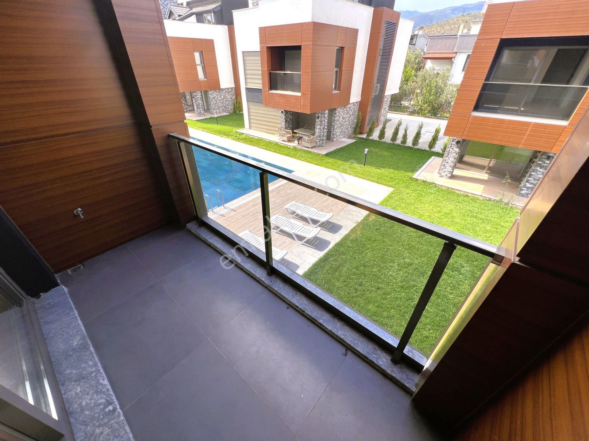 ▓jet'ten Gürede Tasarım Harikası Hayallerinizdeki 4+1 Loft Villa - Görsel 17