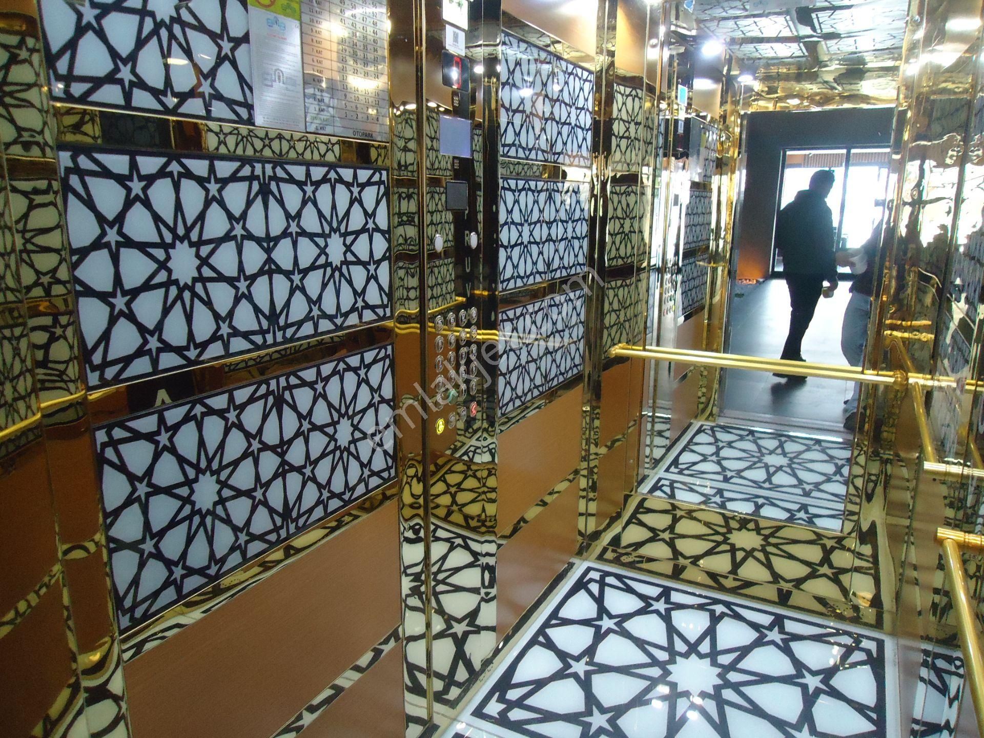 Krc'den Manzaralı Keçiören Ovacıkta Full Yapılı Katta Kiralık 4+1 Daire - Görsel 31