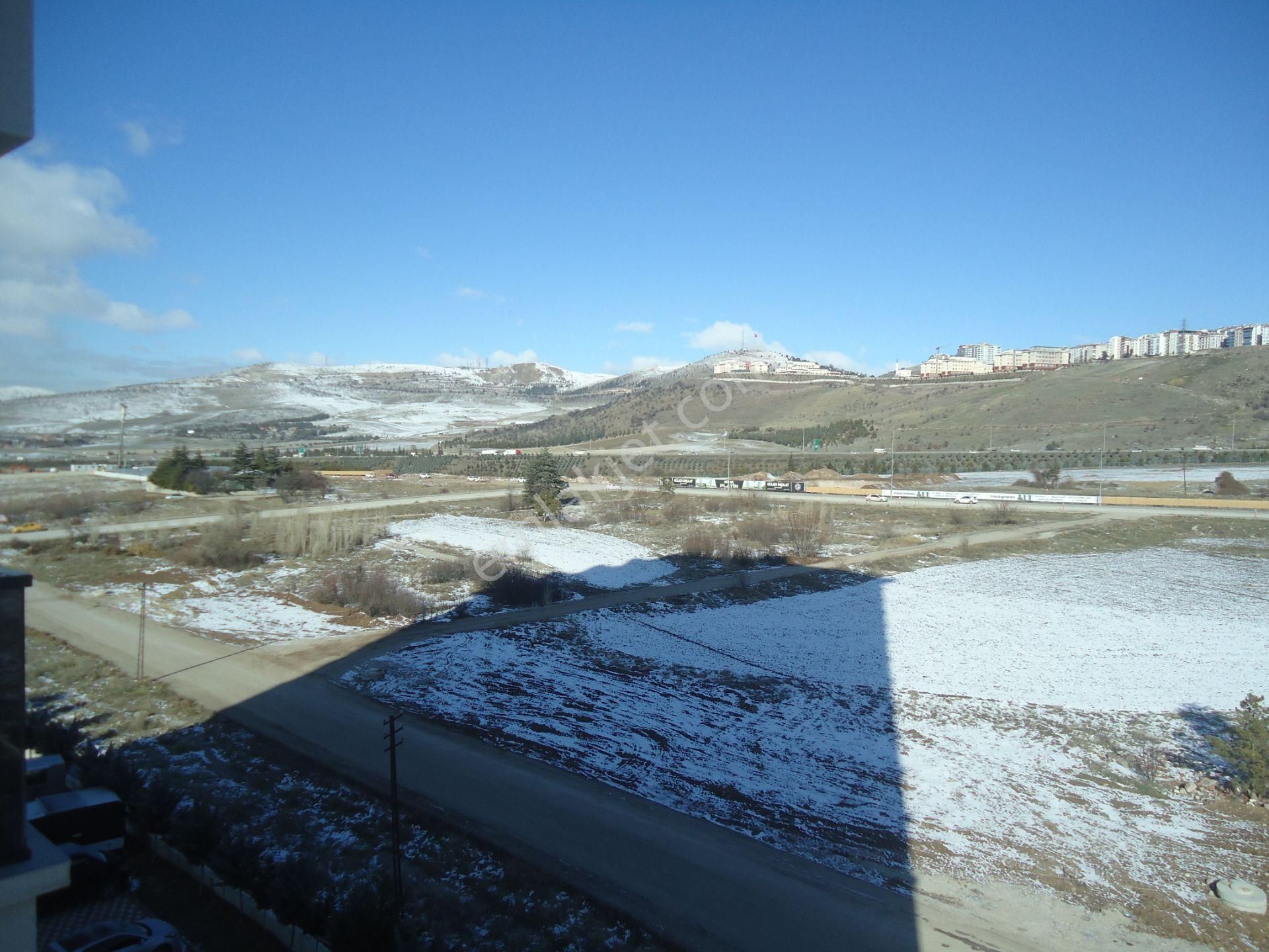 Krc'den Manzaralı Keçiören Ovacıkta Full Yapılı Katta Kiralık 4+1 Daire - Görsel 25