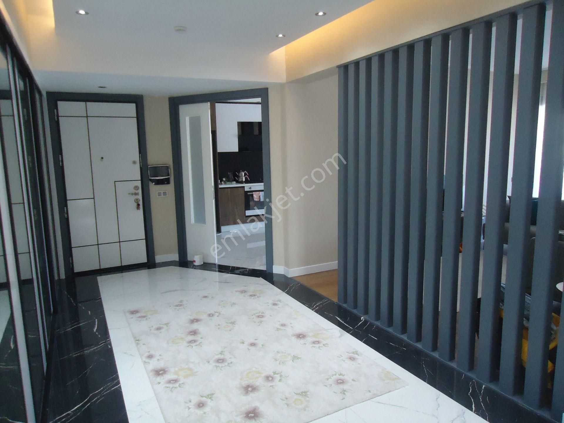 Krc'den Manzaralı Keçiören Ovacıkta Full Yapılı Katta Kiralık 4+1 Daire - Görsel 6