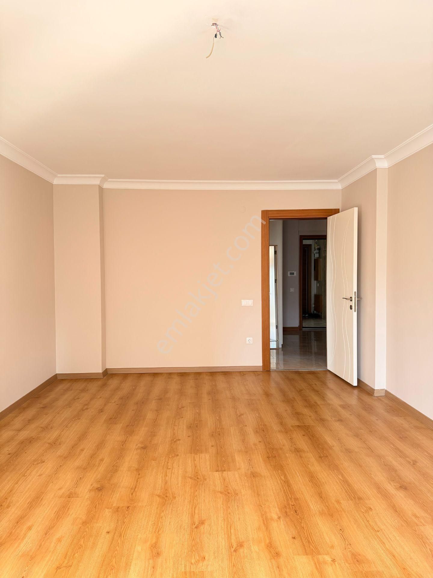 Sahibinden Balat Koçakkent 1 Sitesinde Boş 3+1 Satılık Daire - Görsel 6