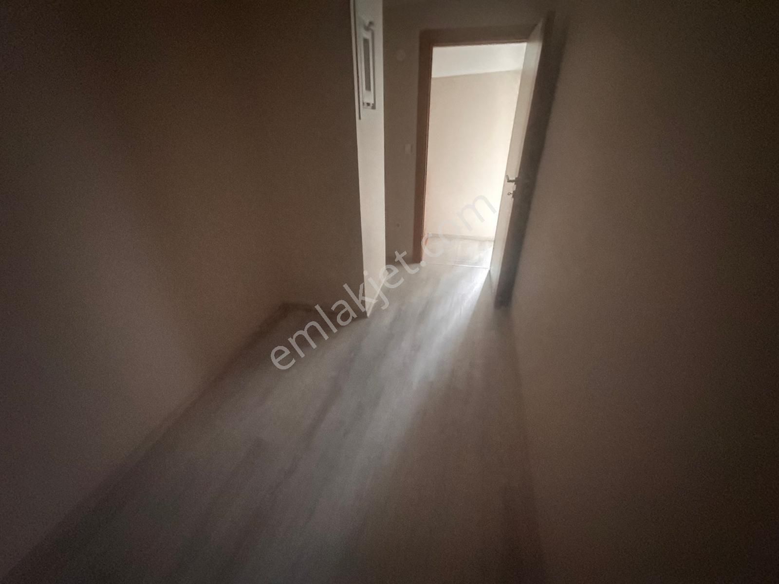 Çeliktepe'de Metroya 7dk, 2+1,75 M2, Temiz, Dubleks Daire - Görsel 9