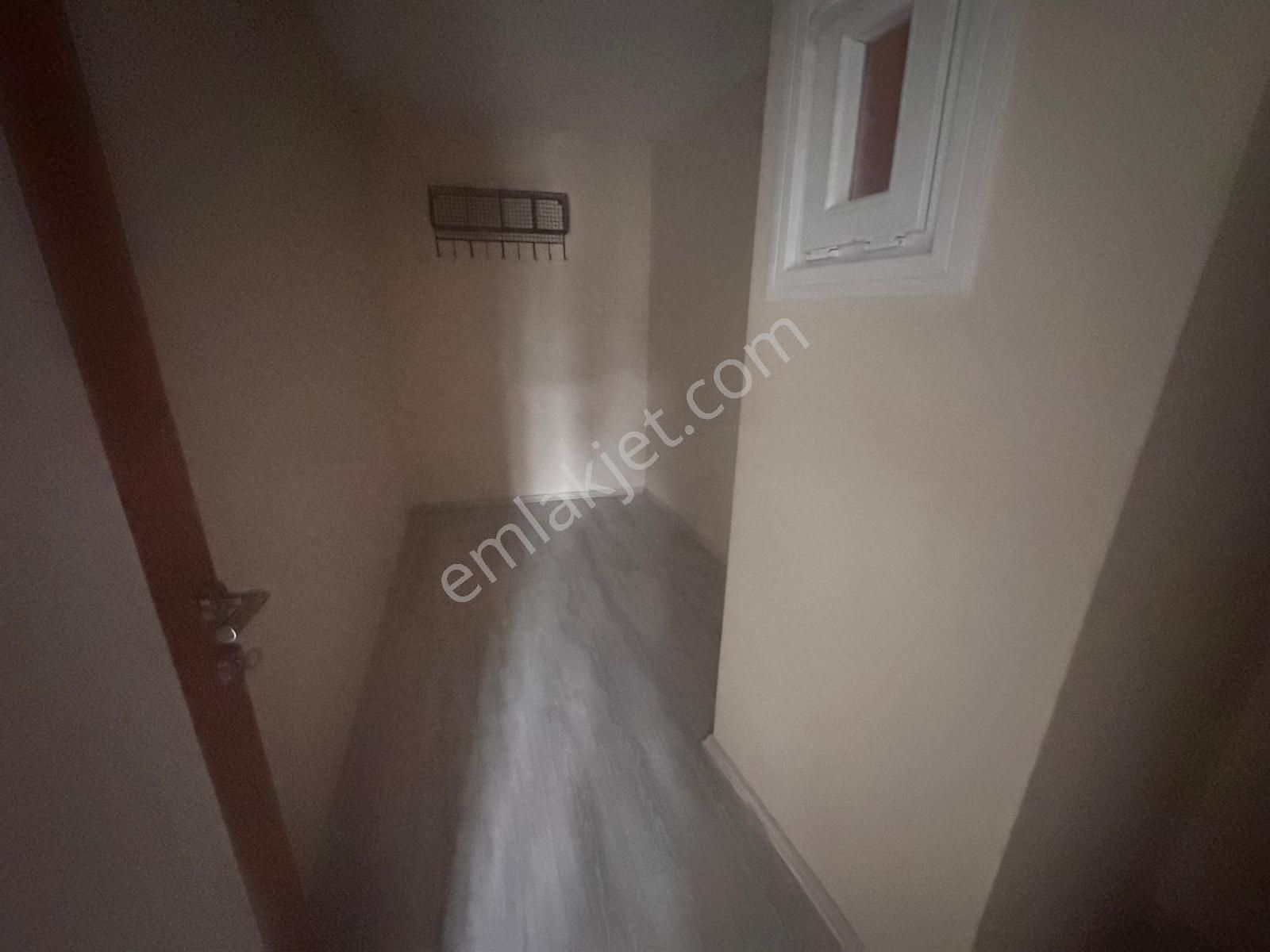 Çeliktepe'de Metroya 7dk, 2+1,75 M2, Temiz, Dubleks Daire - Görsel 18