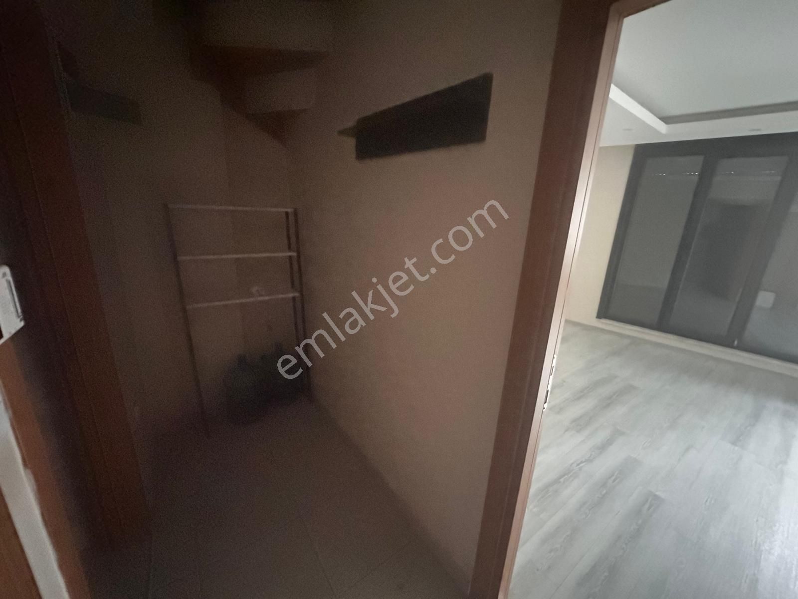 Çeliktepe'de Metroya 7dk, 2+1,75 M2, Temiz, Dubleks Daire - Görsel 6