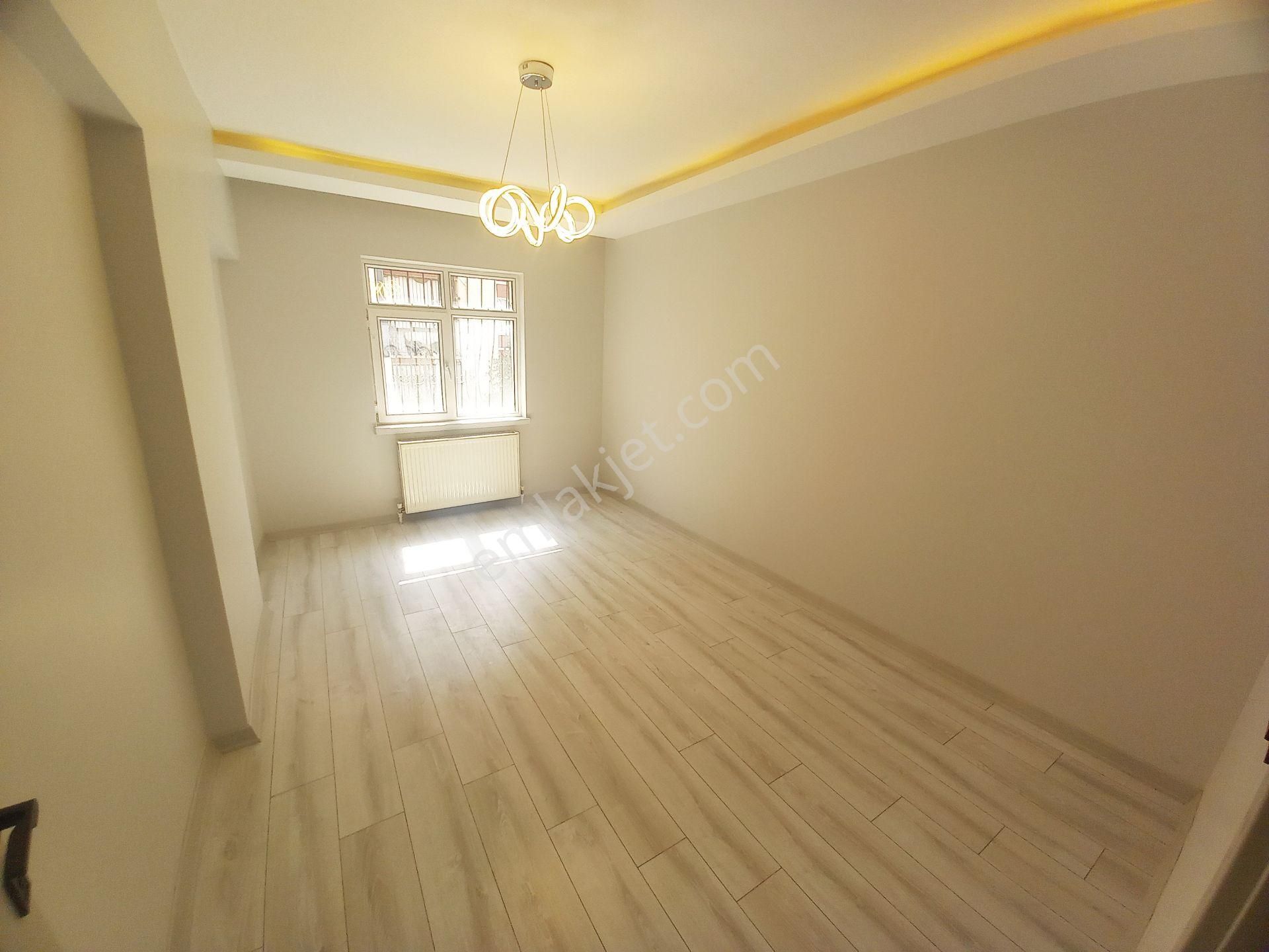 Sincan Plevne Mahallesinde Ara Katta Full Yapılı Satılık 3+1 Daire - Görsel 11