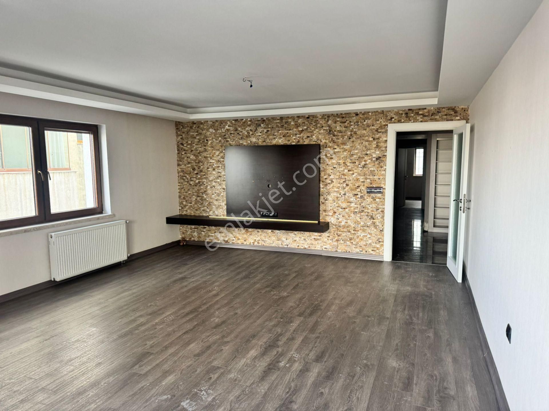 Kırkkonaklarda Kiralık Lüks Daire - Görsel 3