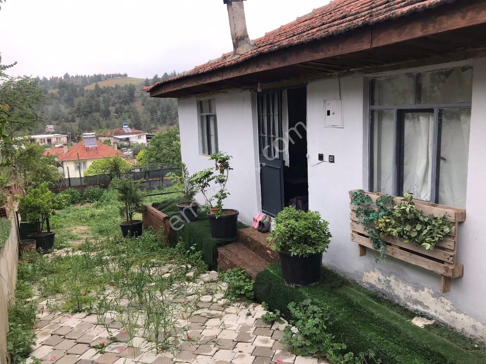 Satılık 2 Katlı Mustakil Ev Irlıganlı Mevkisinde