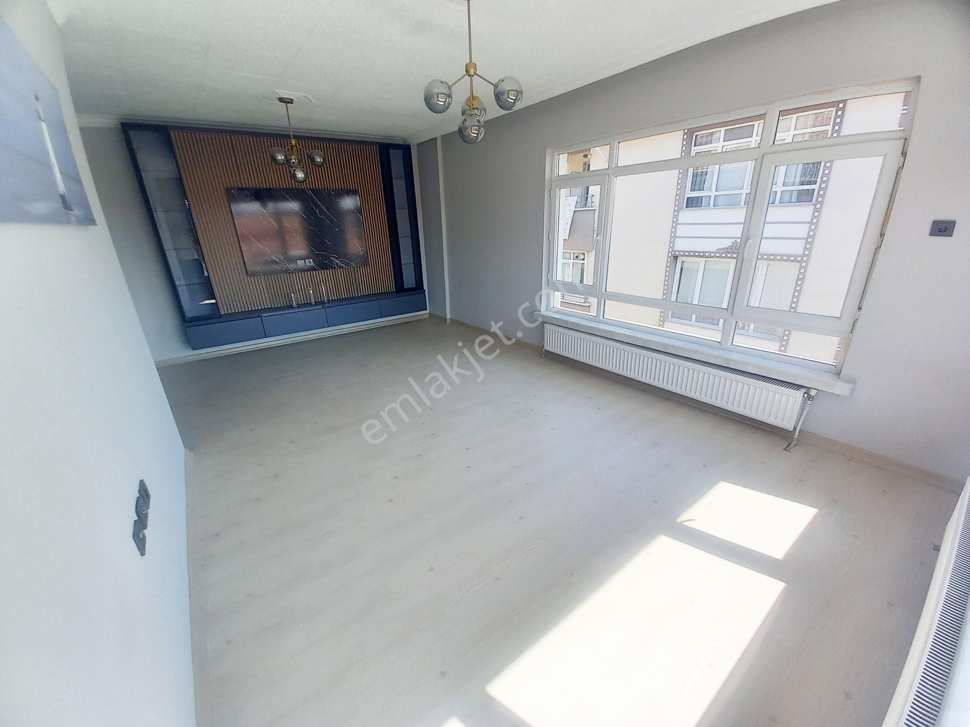 Sincan Andiçen Mahallesinde Salon Bağımsız Ultra Lüx Yapılı Satılık 3+1 Daire - Görsel 8