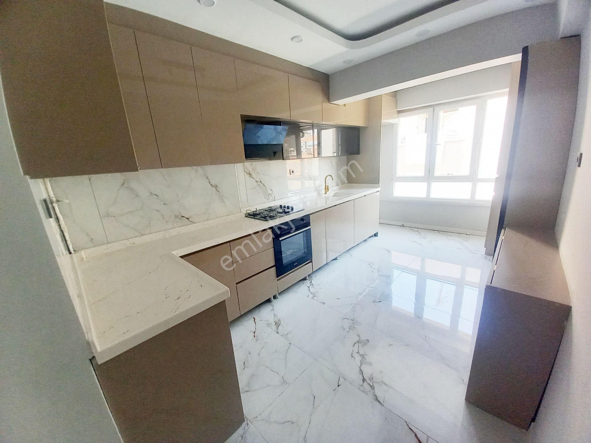 Sincan Andiçen Mahallesinde Salon Bağımsız Ultra Lüx Yapılı Satılık 3+1 Daire - Görsel 5