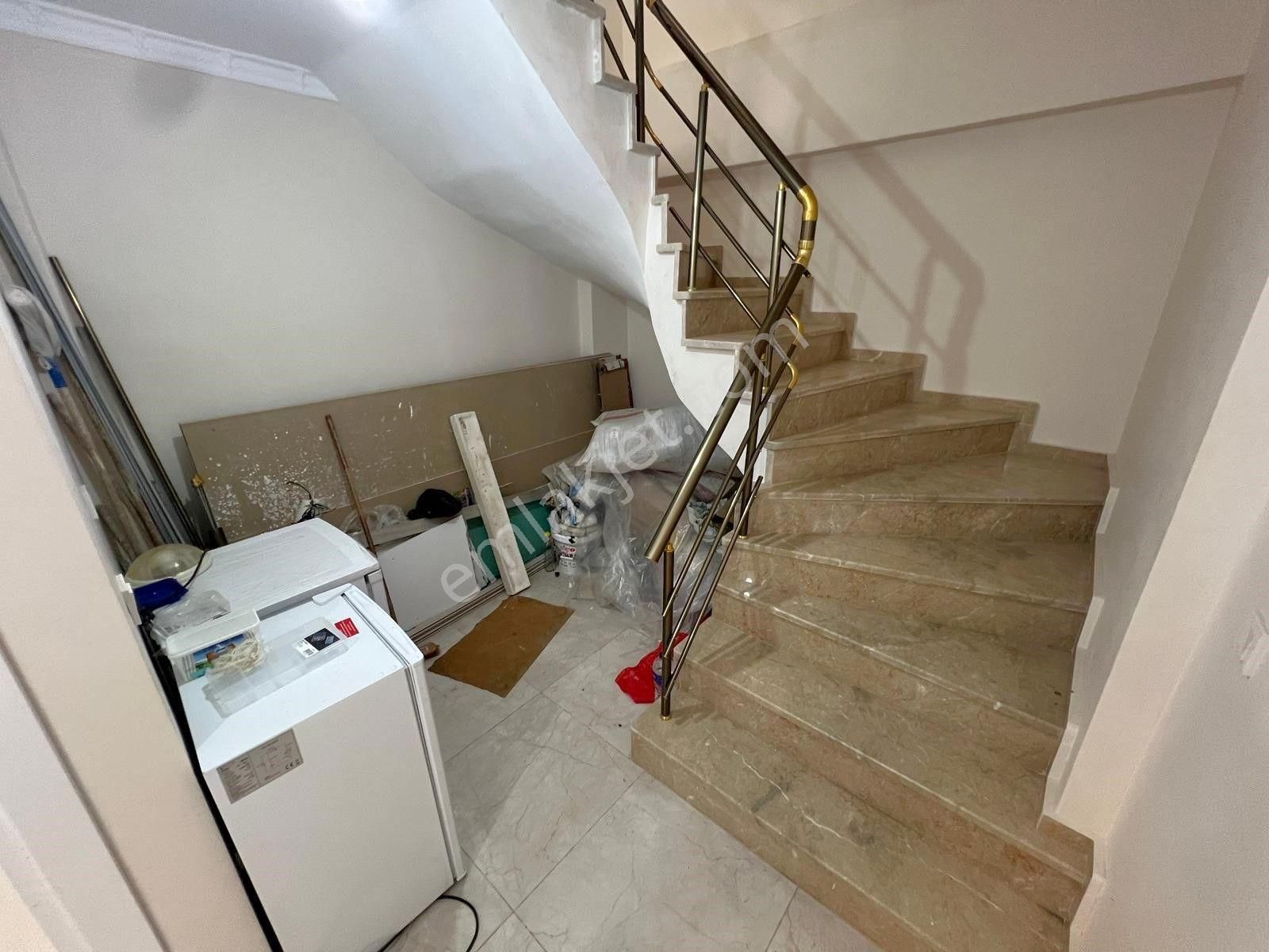 ▀▄▀▄jet Emlak'tan Oksijen Deposu Güre'de Şık Tasarımlı 3+1 Villa - Görsel 15