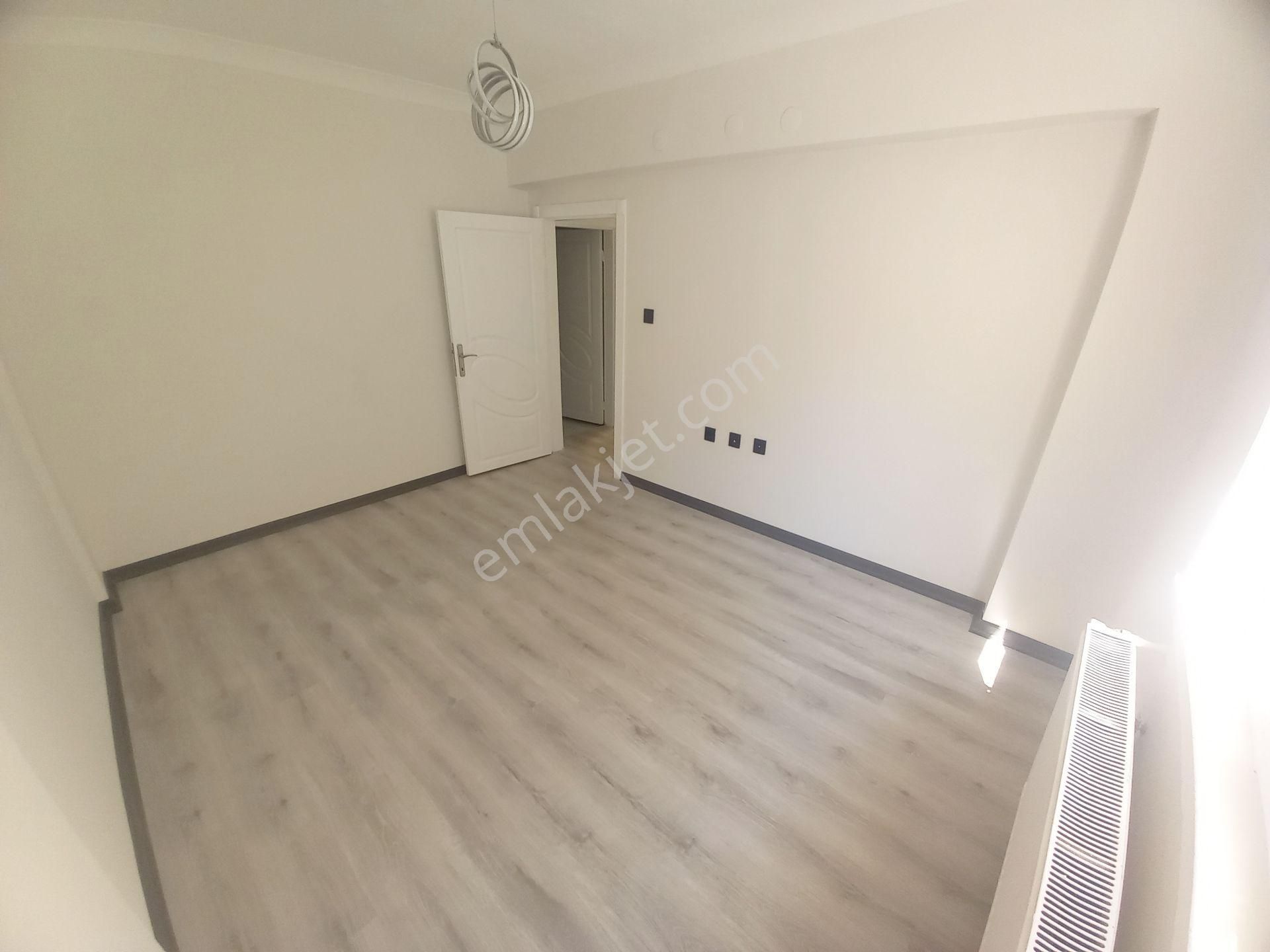 Elif Gayrimenkulden Andiçen Mahallesinde Ara Kat Ön Cephe Satılık 3+1 Daire - Görsel 14